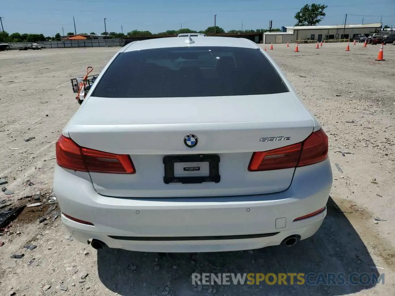 6 Photograph of a damaged car WBAJA9C50KB253692 BMW 5 SERIES 2019