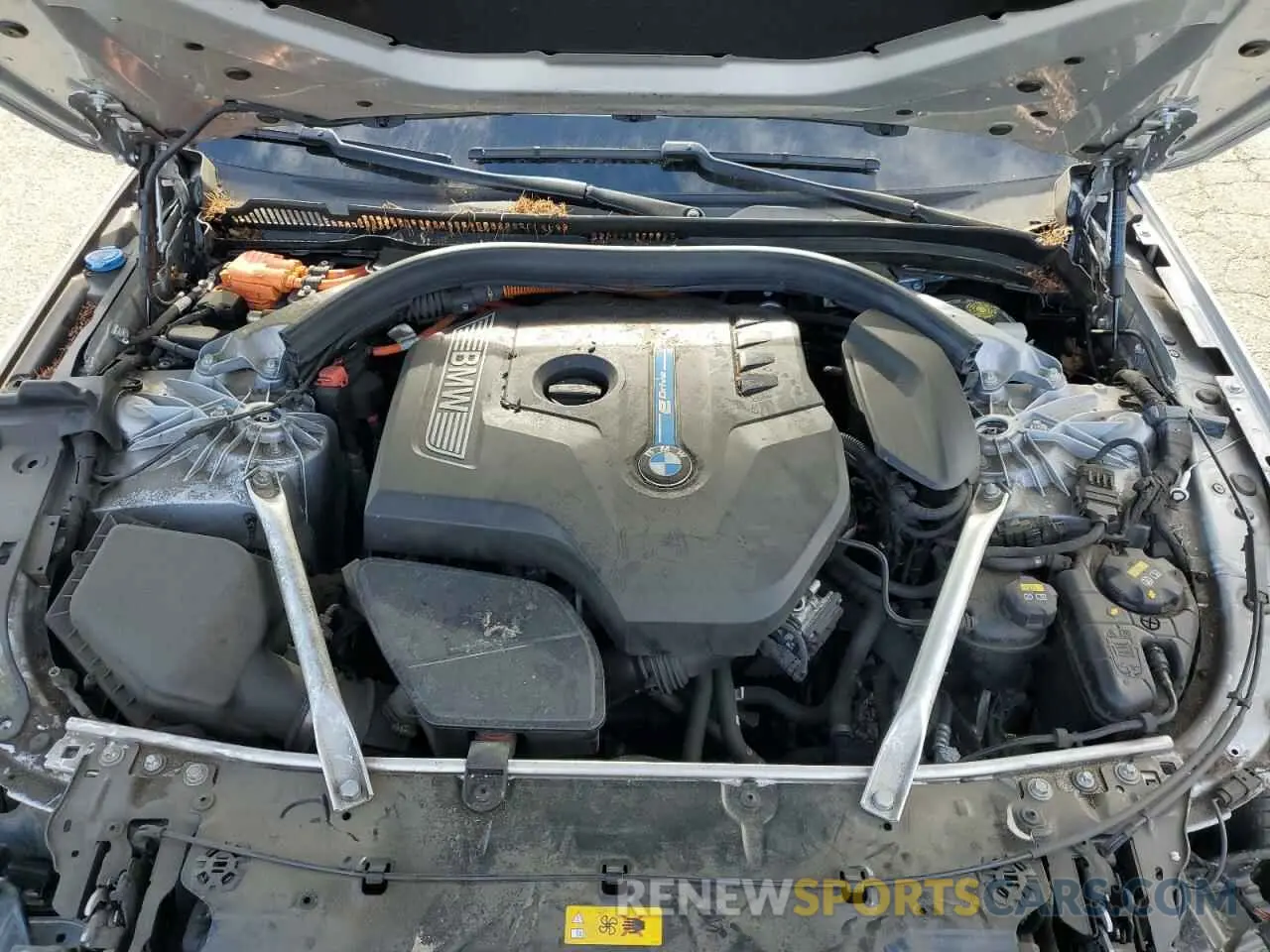 11 Photograph of a damaged car WBAJA9C51KB391807 BMW 5 SERIES 2019