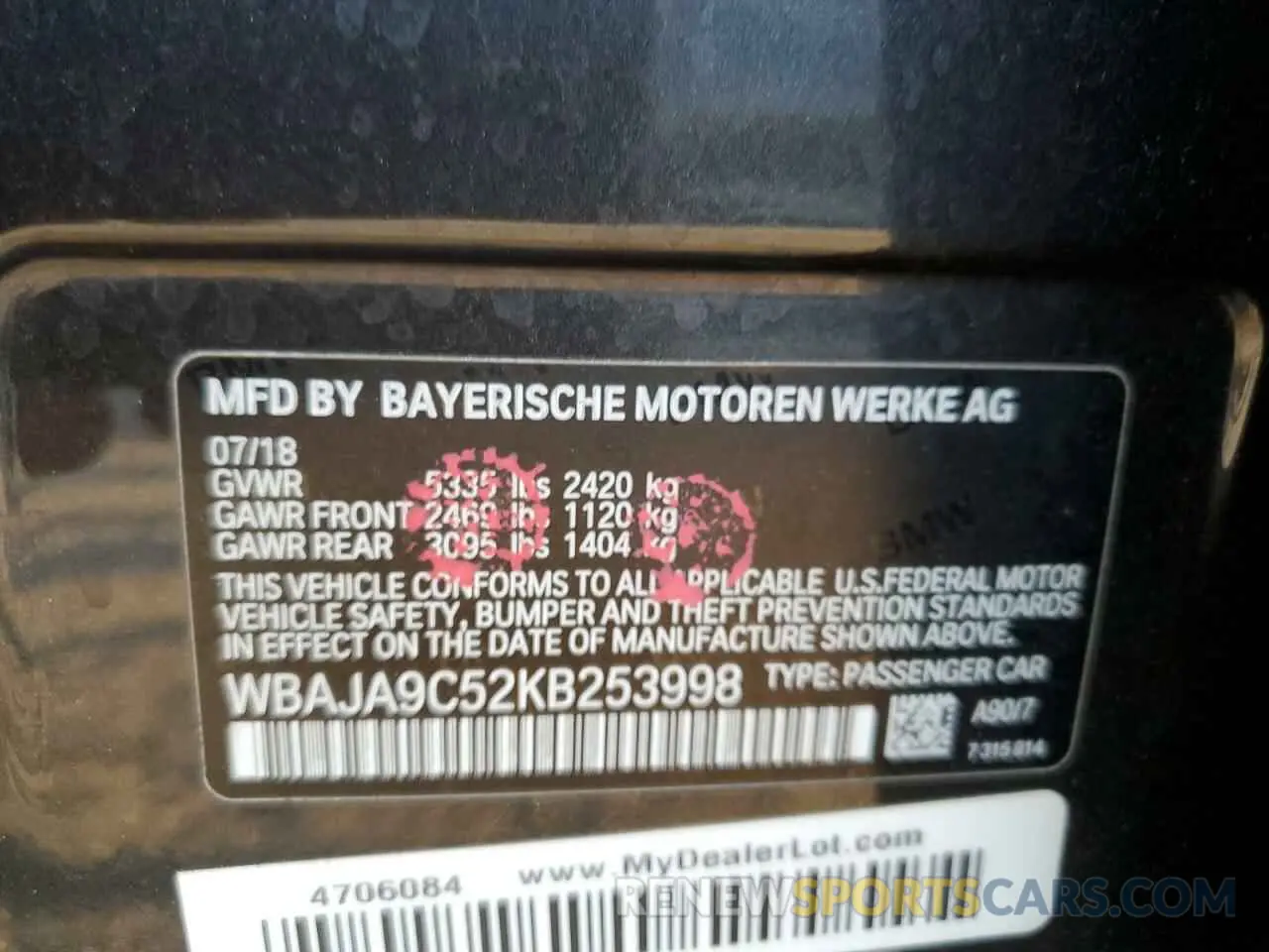 13 Photograph of a damaged car WBAJA9C52KB253998 BMW 5 SERIES 2019