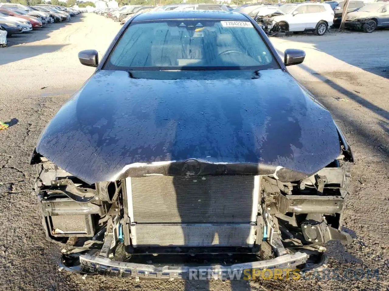5 Photograph of a damaged car WBAJA9C52KB253998 BMW 5 SERIES 2019
