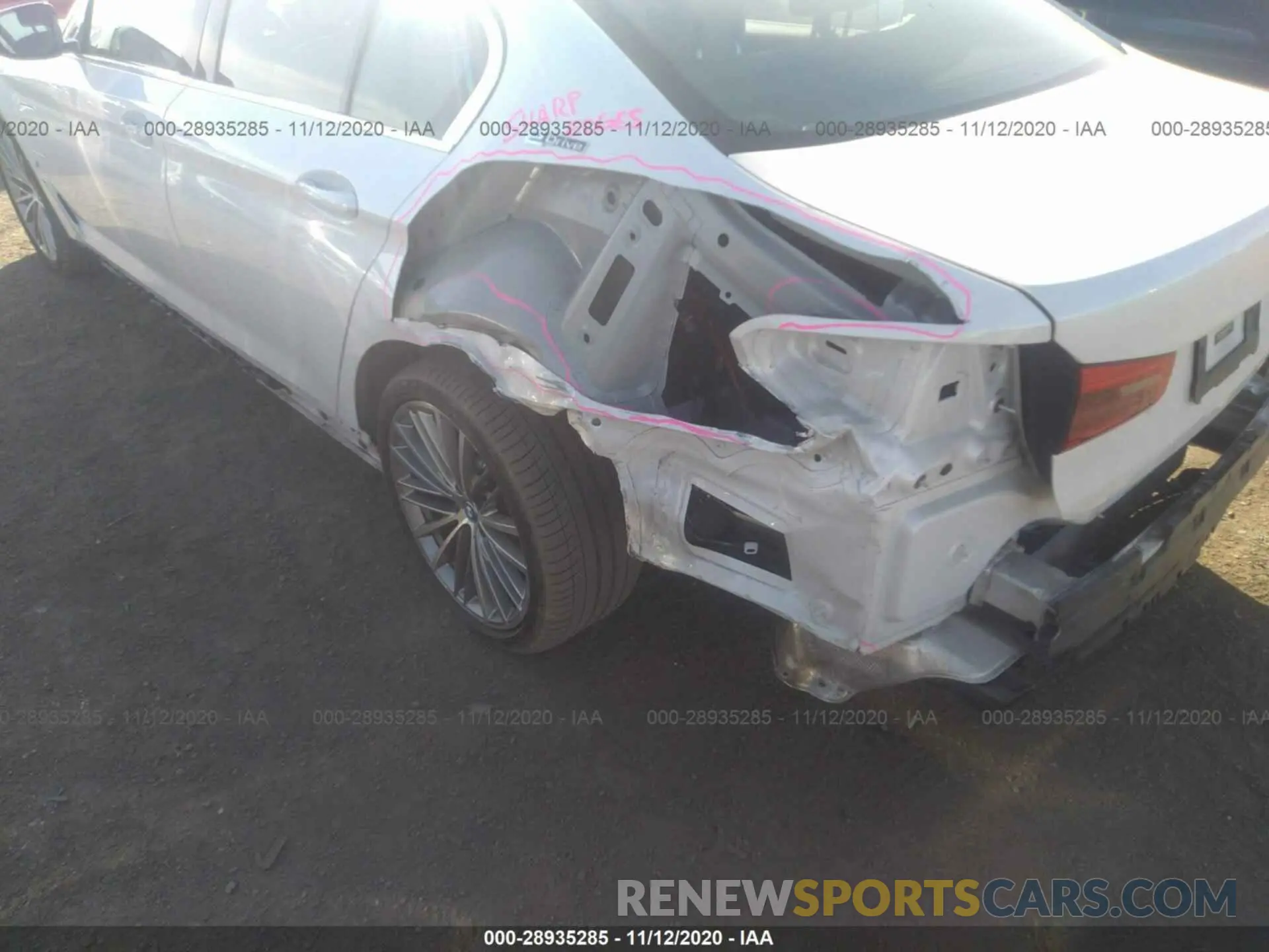 6 Photograph of a damaged car WBAJA9C54KB253937 BMW 5 SERIES 2019