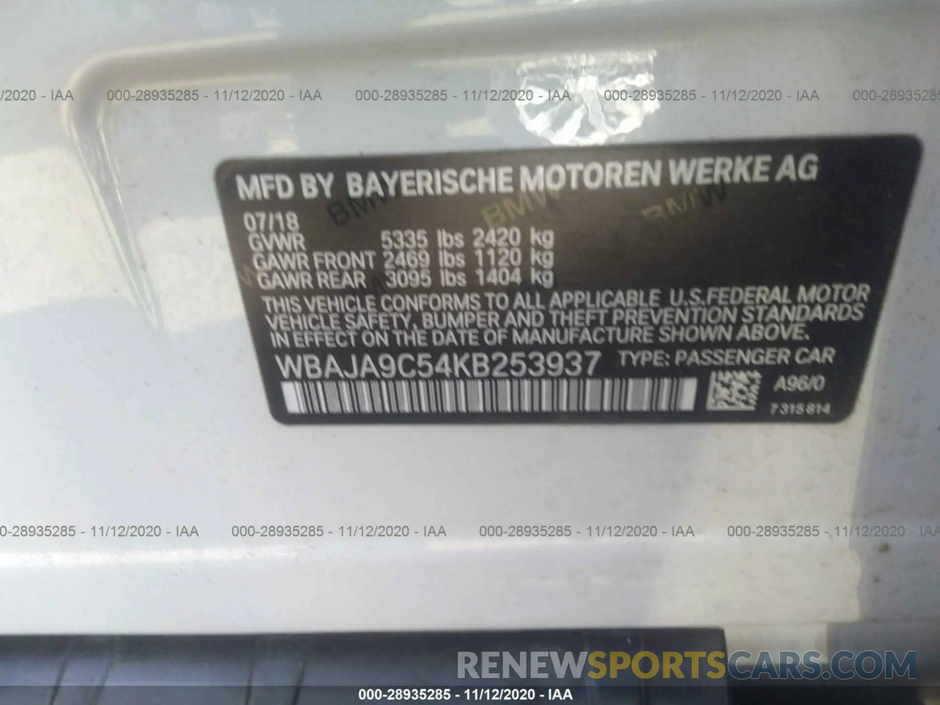9 Photograph of a damaged car WBAJA9C54KB253937 BMW 5 SERIES 2019