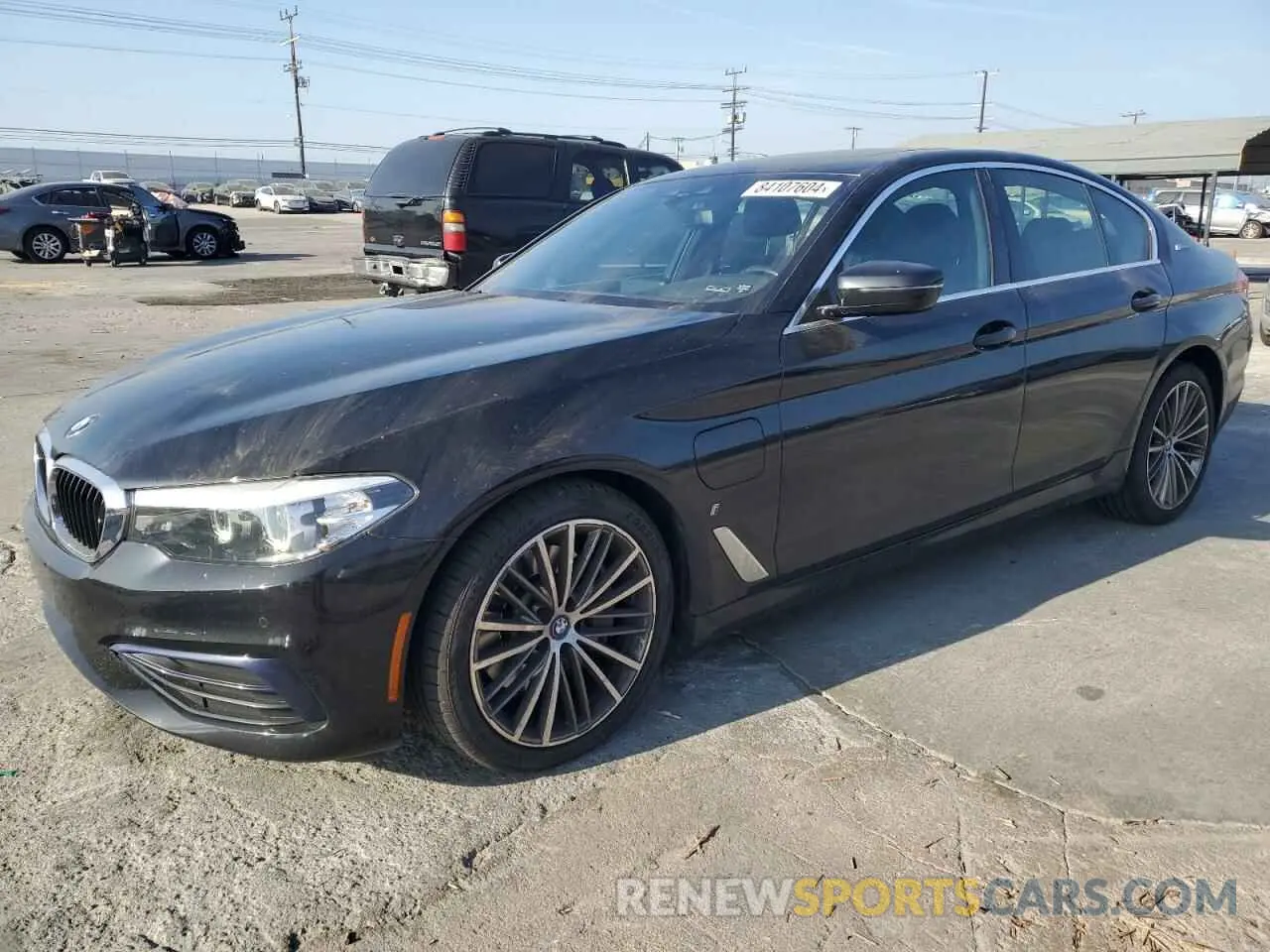 1 Photograph of a damaged car WBAJA9C54KB389470 BMW 5 SERIES 2019