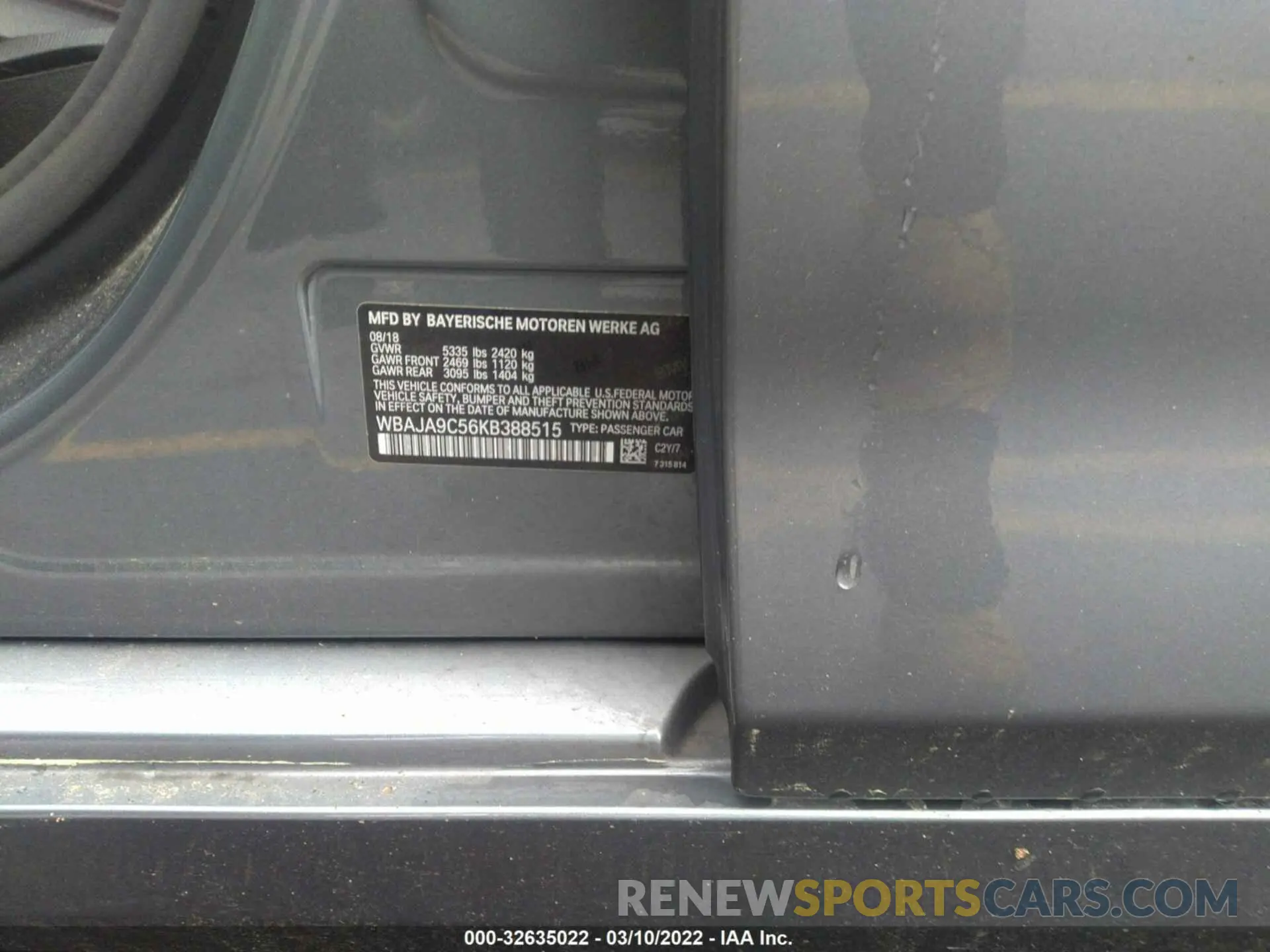 9 Photograph of a damaged car WBAJA9C56KB388515 BMW 5 SERIES 2019