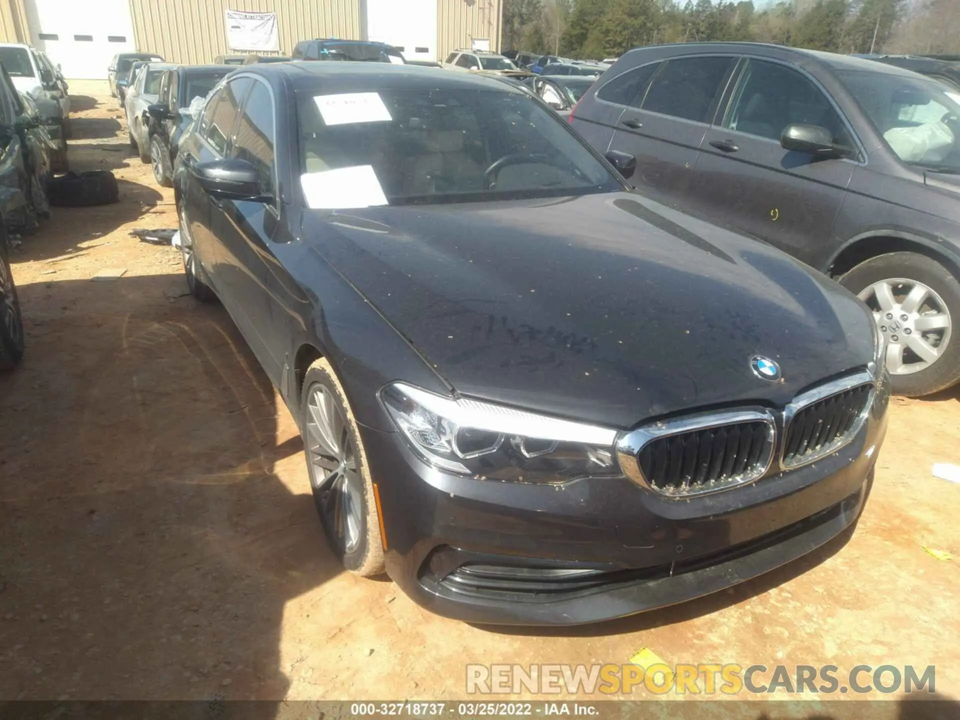 1 Photograph of a damaged car WBAJA9C57KB399037 BMW 5 SERIES 2019
