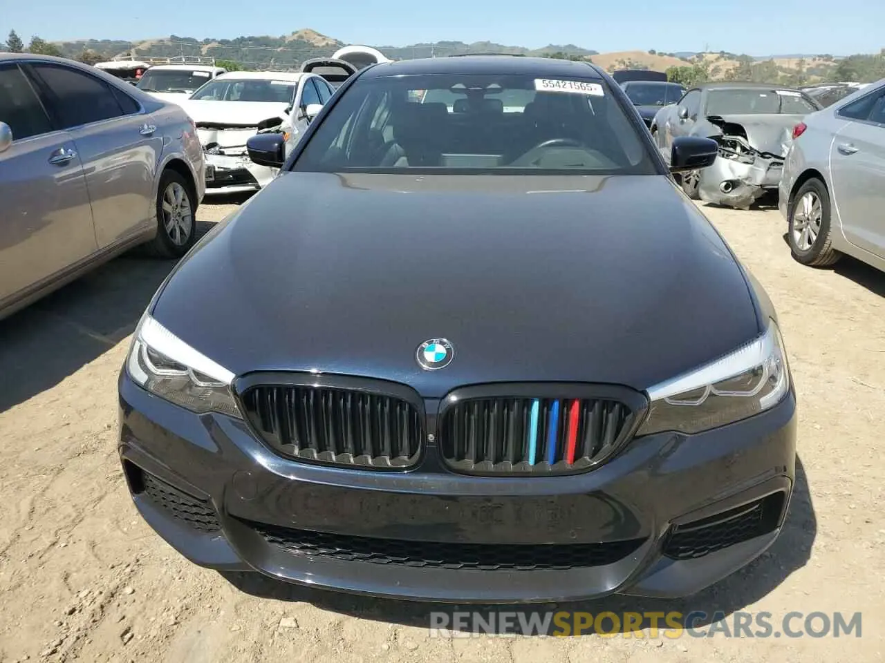 5 Photograph of a damaged car WBAJA9C5XKB391885 BMW 5 SERIES 2019