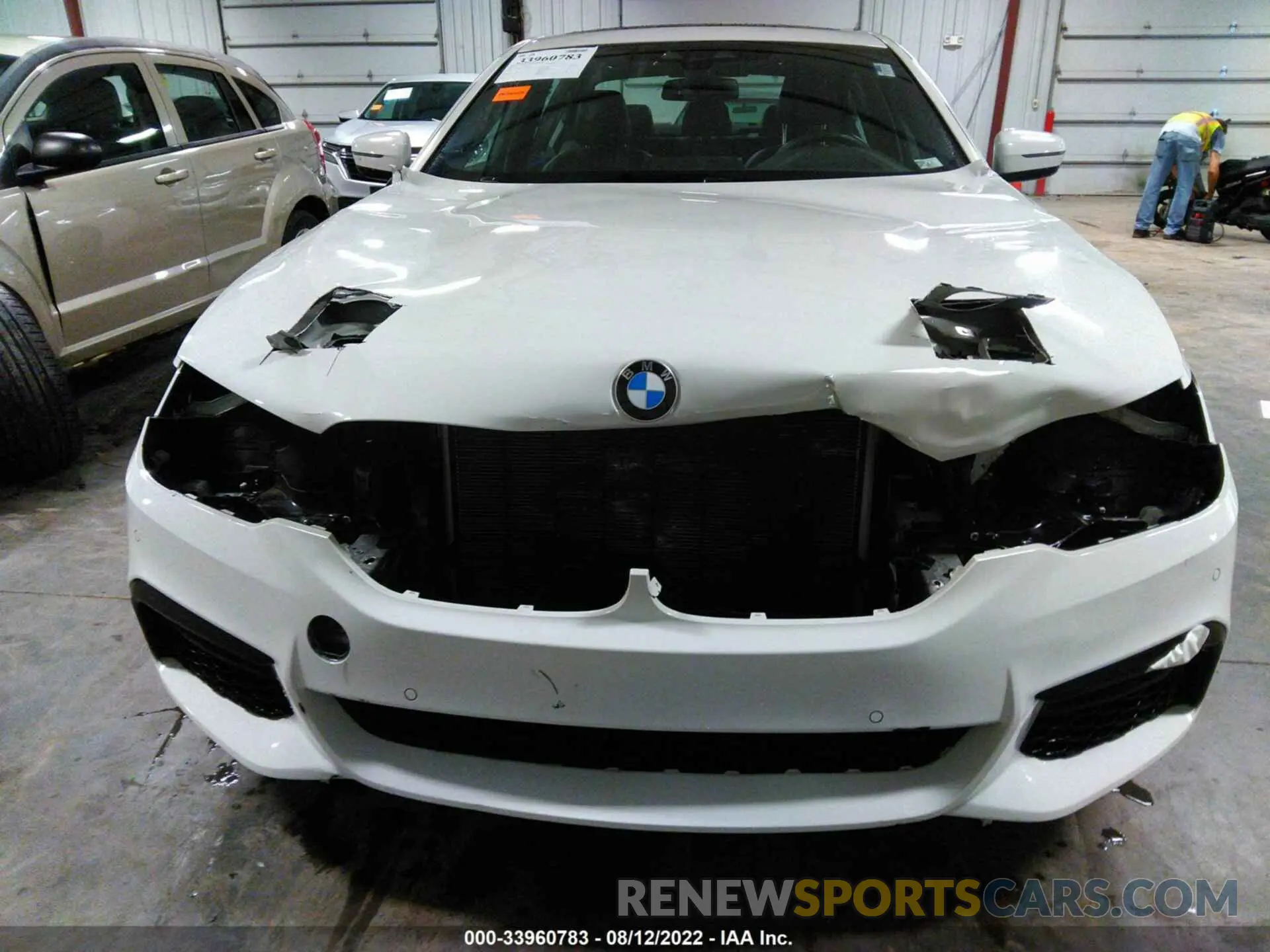 6 Photograph of a damaged car WBAJB1C51KB376674 BMW 5 SERIES 2019