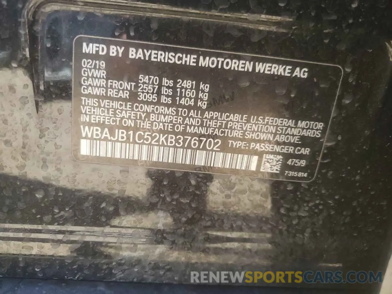 13 Фотография поврежденного автомобиля WBAJB1C52KB376702 BMW 5 SERIES 2019