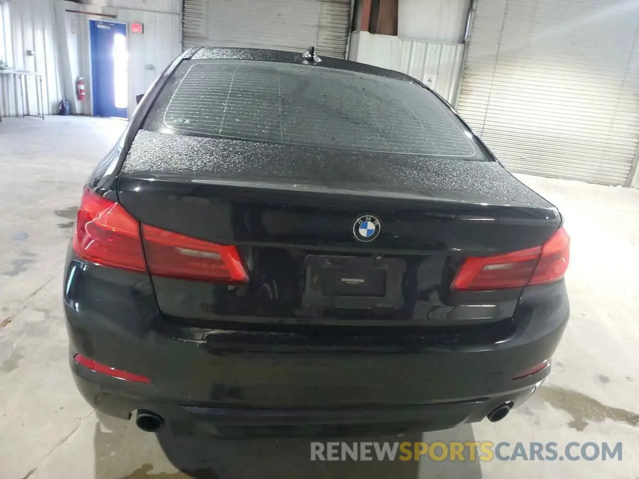 6 Photograph of a damaged car WBAJB1C59KB376731 BMW 5 SERIES 2019