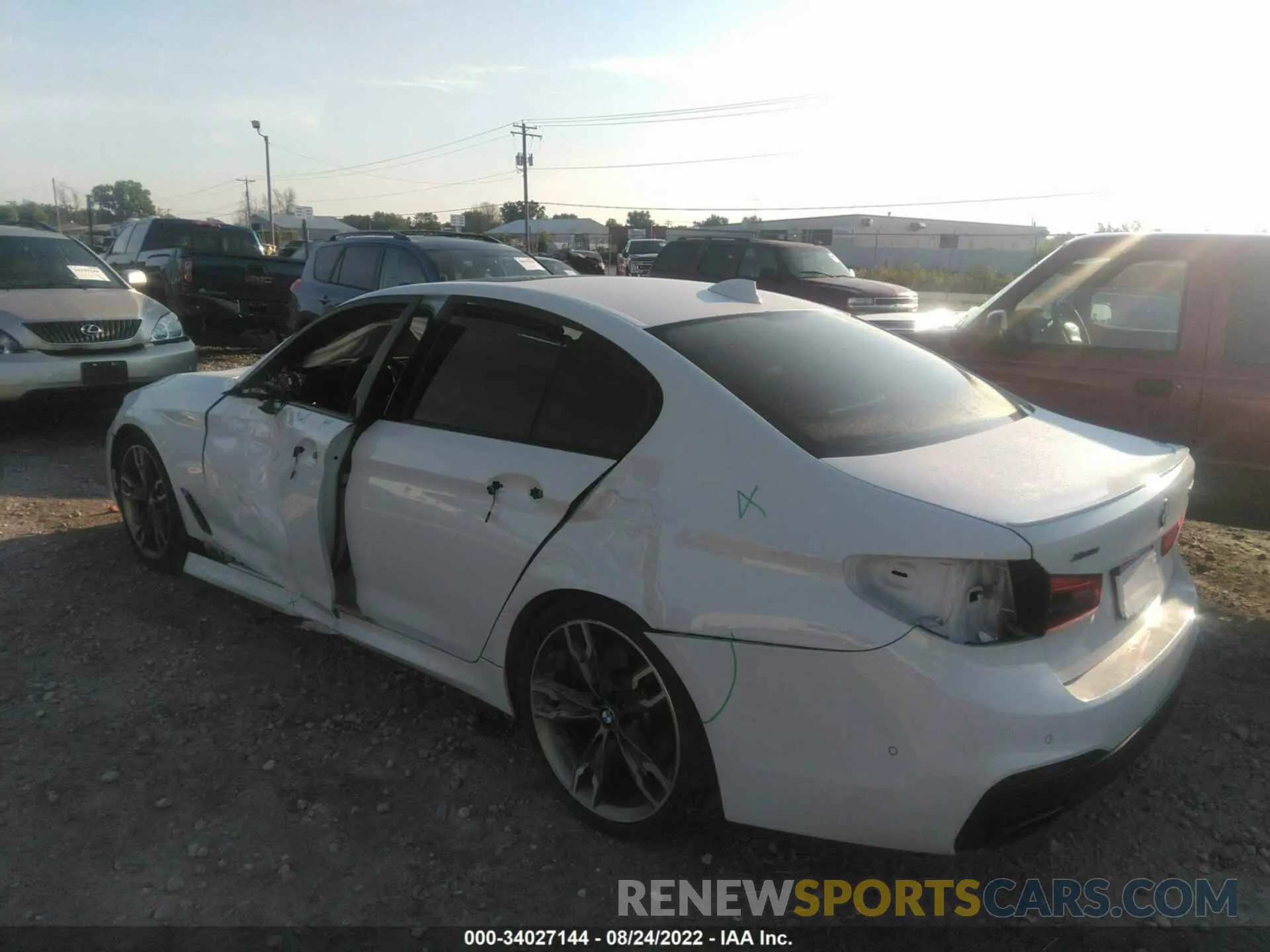 3 Photograph of a damaged car WBAJB9C55KB288693 BMW 5 SERIES 2019