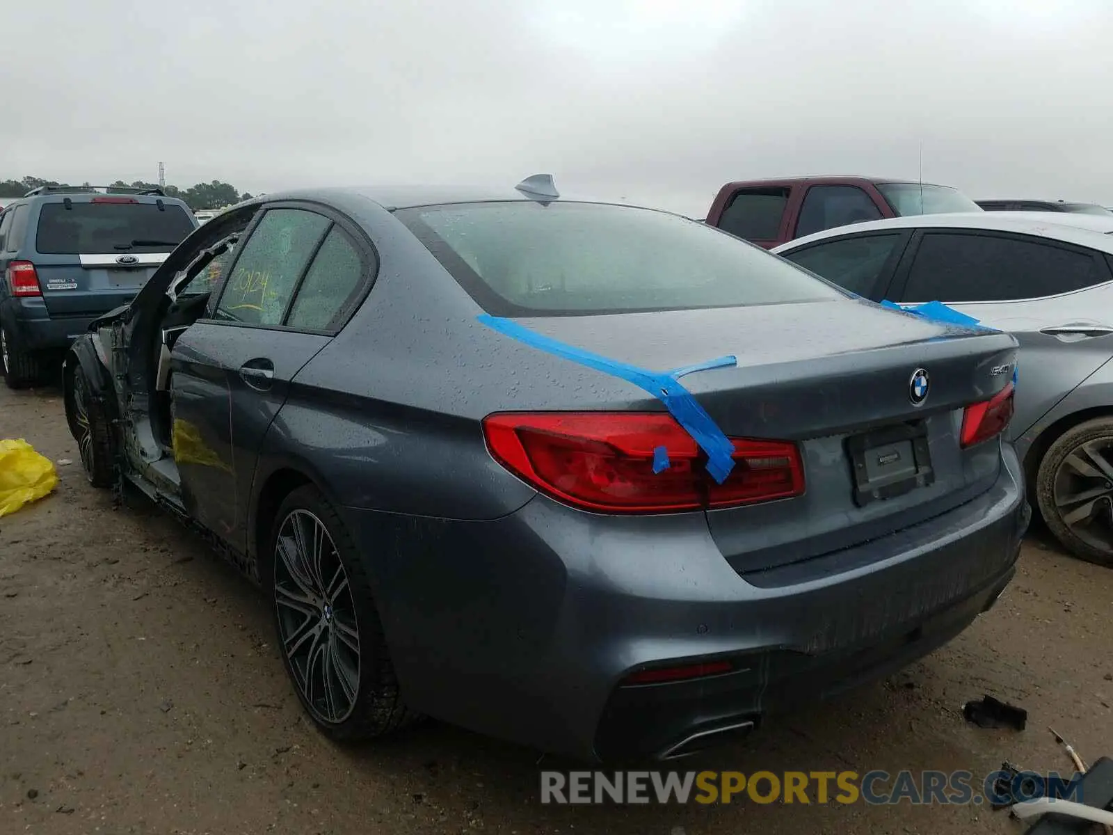 3 Photograph of a damaged car WBAJE5C50KWW18491 BMW 5 SERIES 2019