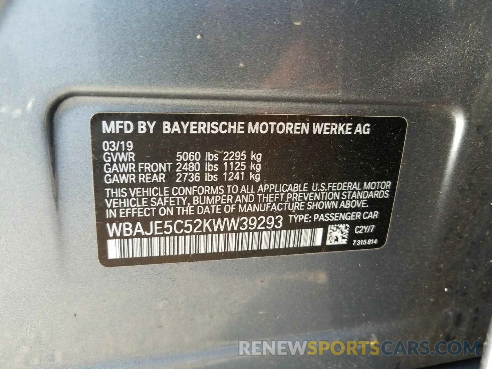 10 Photograph of a damaged car WBAJE5C52KWW39293 BMW 5 SERIES 2019