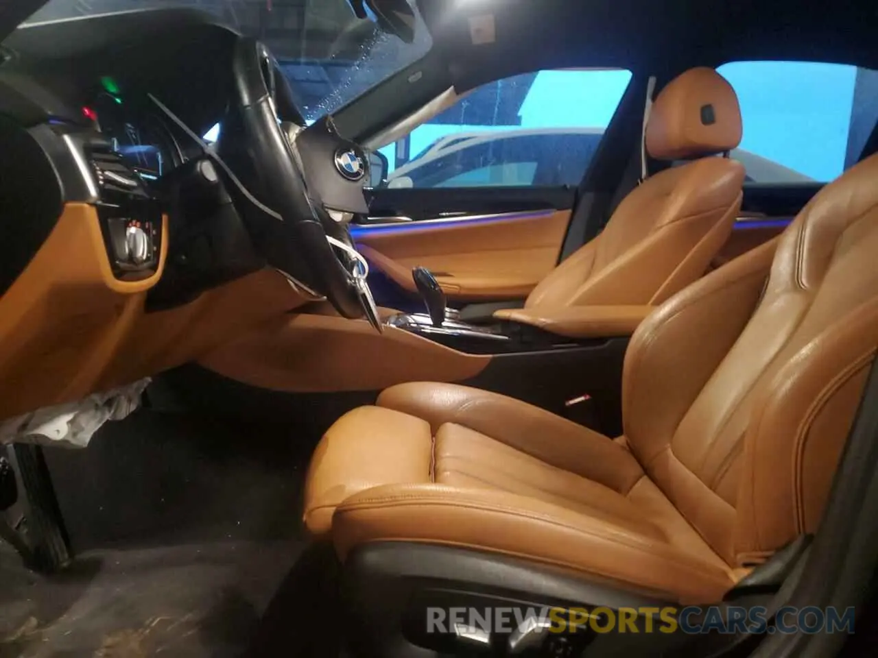 7 Фотография поврежденного автомобиля WBAJE5C53KWW22230 BMW 5 SERIES 2019