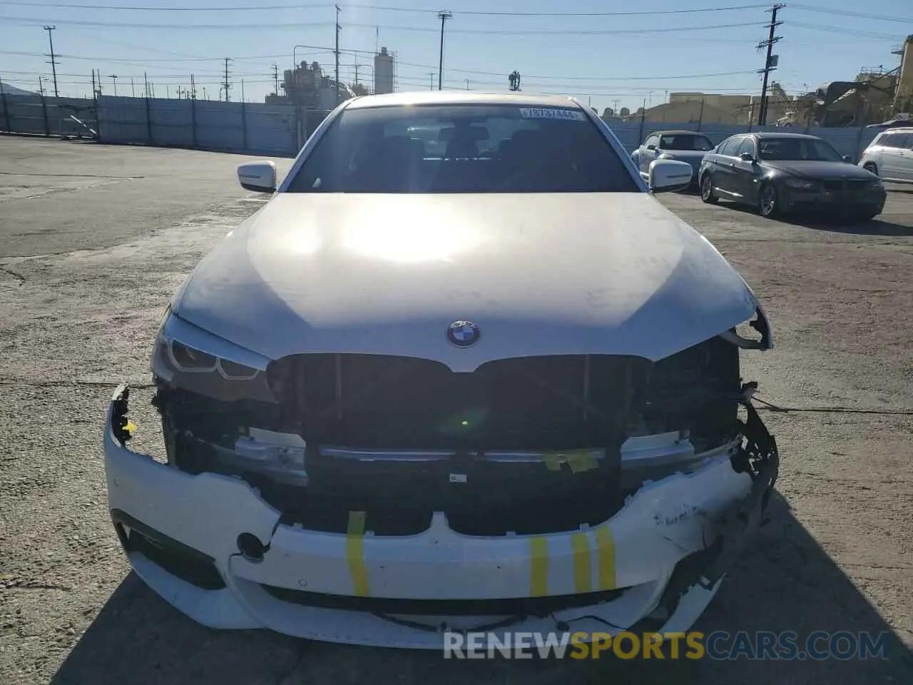 5 Фотография поврежденного автомобиля WBAJE5C53KWW32613 BMW 5 SERIES 2019