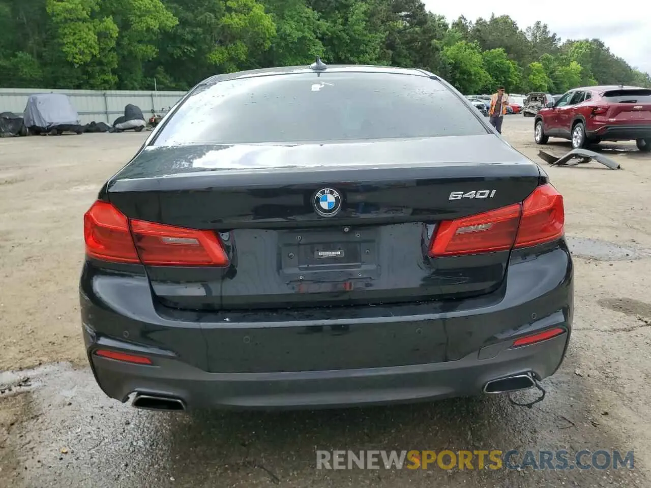 6 Photograph of a damaged car WBAJE5C58KWW10039 BMW 5 SERIES 2019
