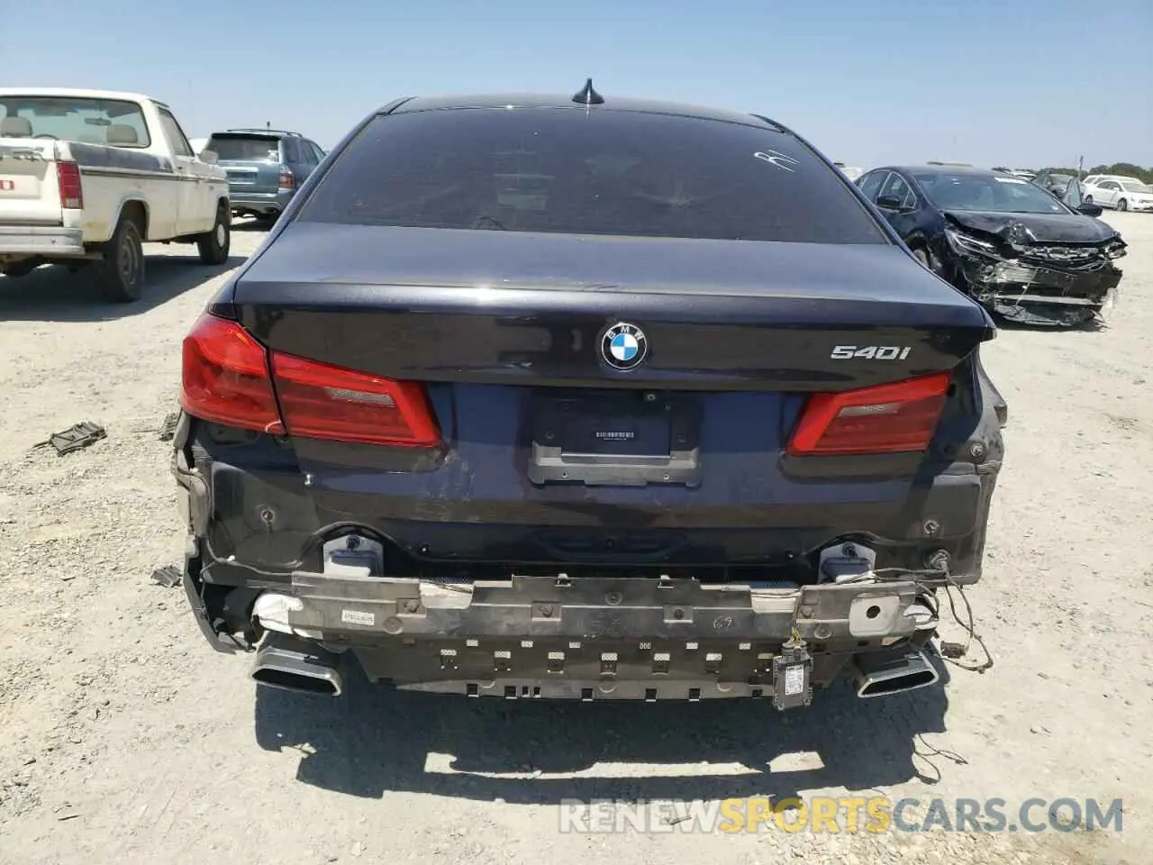 6 Photograph of a damaged car WBAJE5C58KWW27567 BMW 5 SERIES 2019
