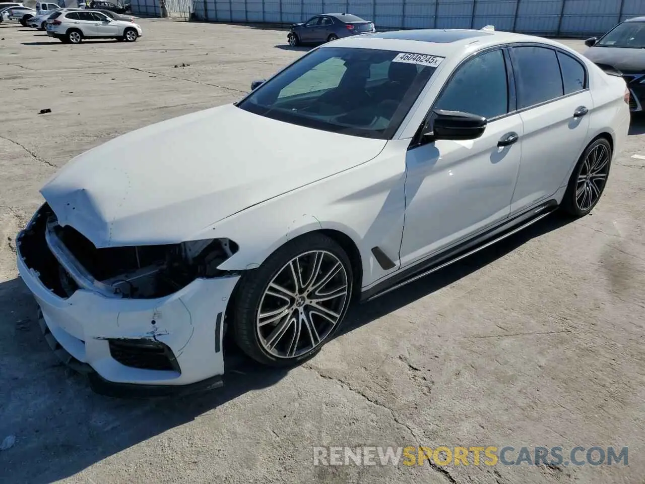 1 Фотография поврежденного автомобиля WBAJE5C59KWW08932 BMW 5 SERIES 2019