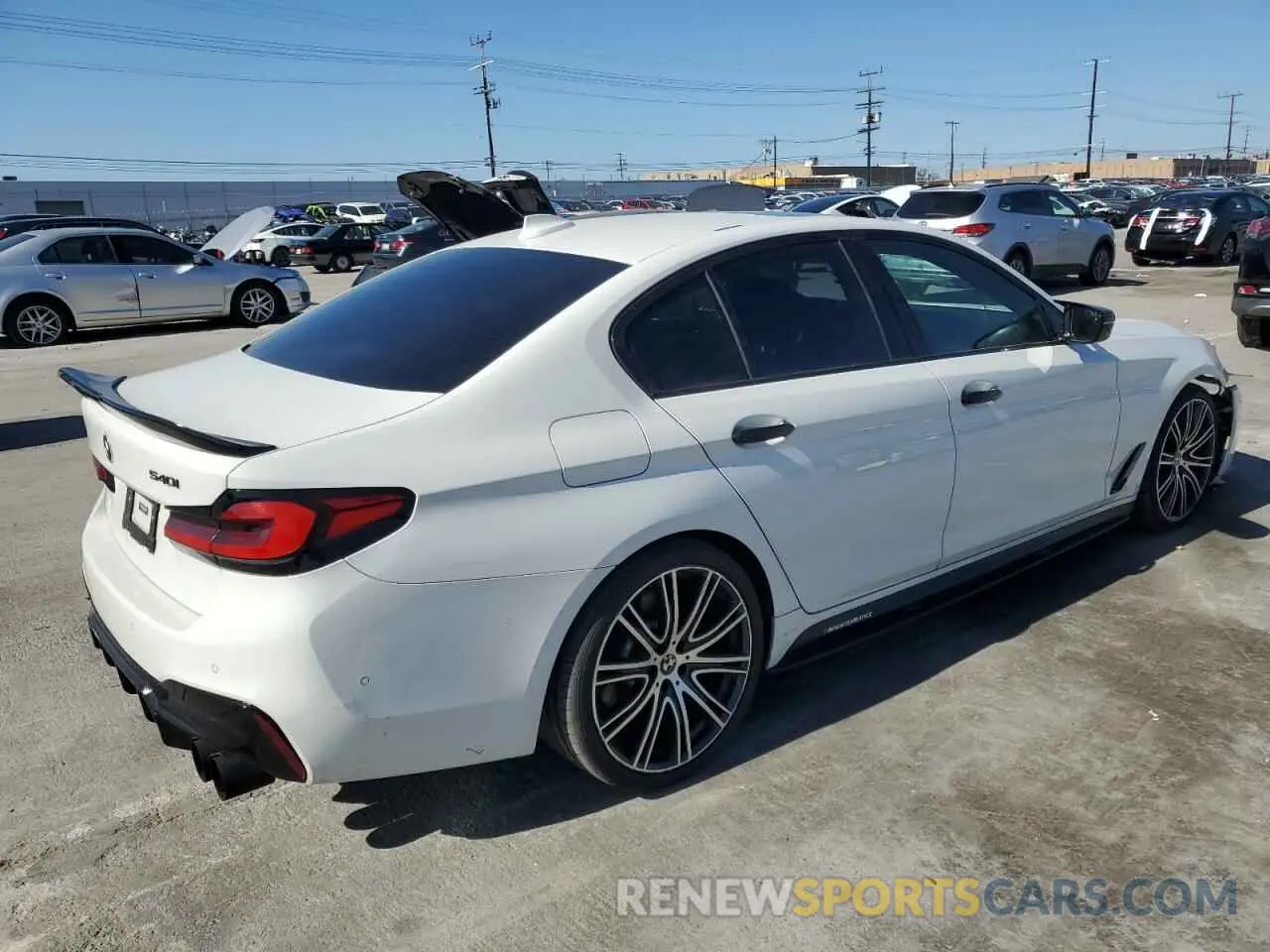 3 Фотография поврежденного автомобиля WBAJE5C59KWW08932 BMW 5 SERIES 2019