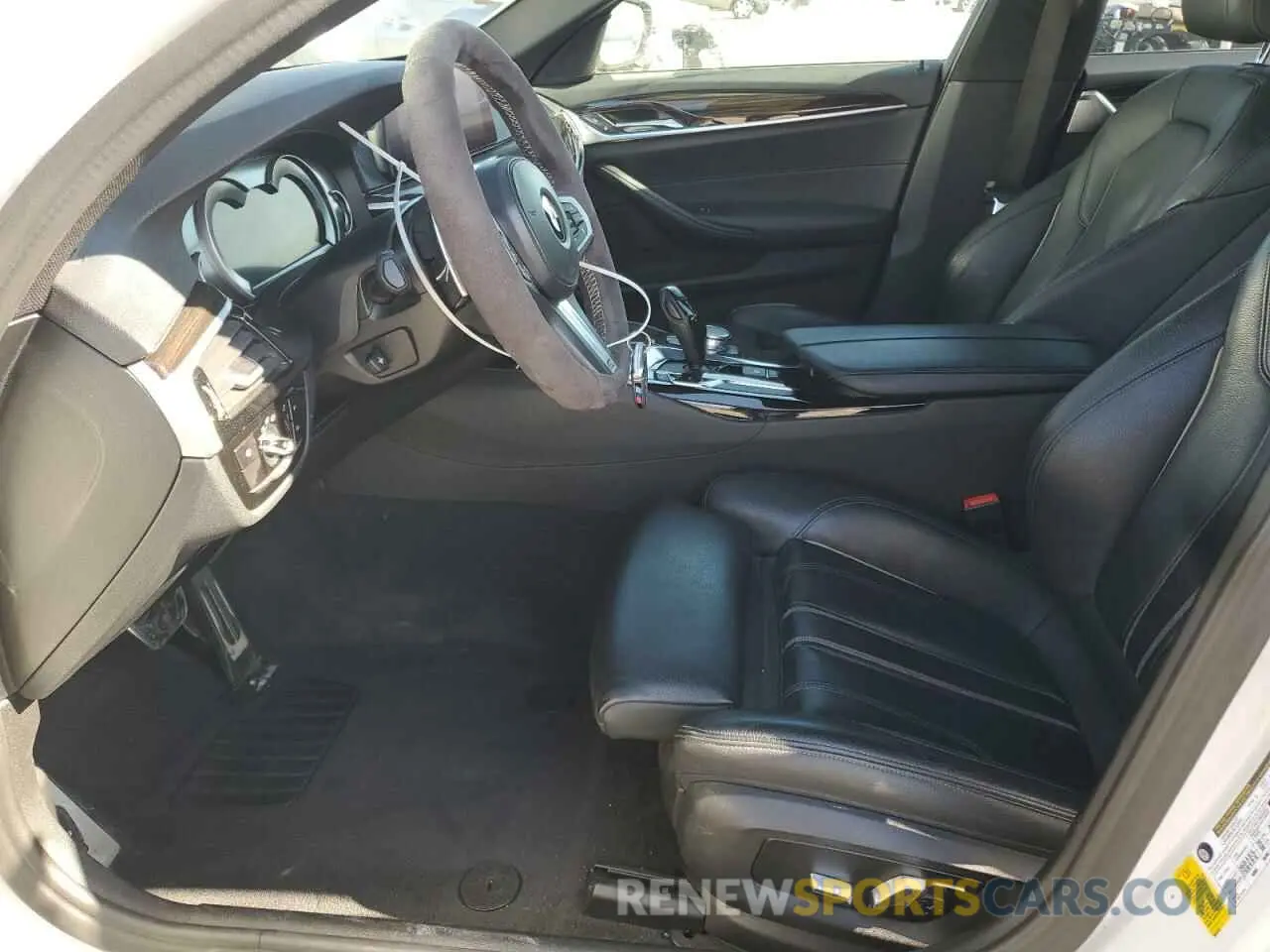 7 Фотография поврежденного автомобиля WBAJE5C59KWW08932 BMW 5 SERIES 2019
