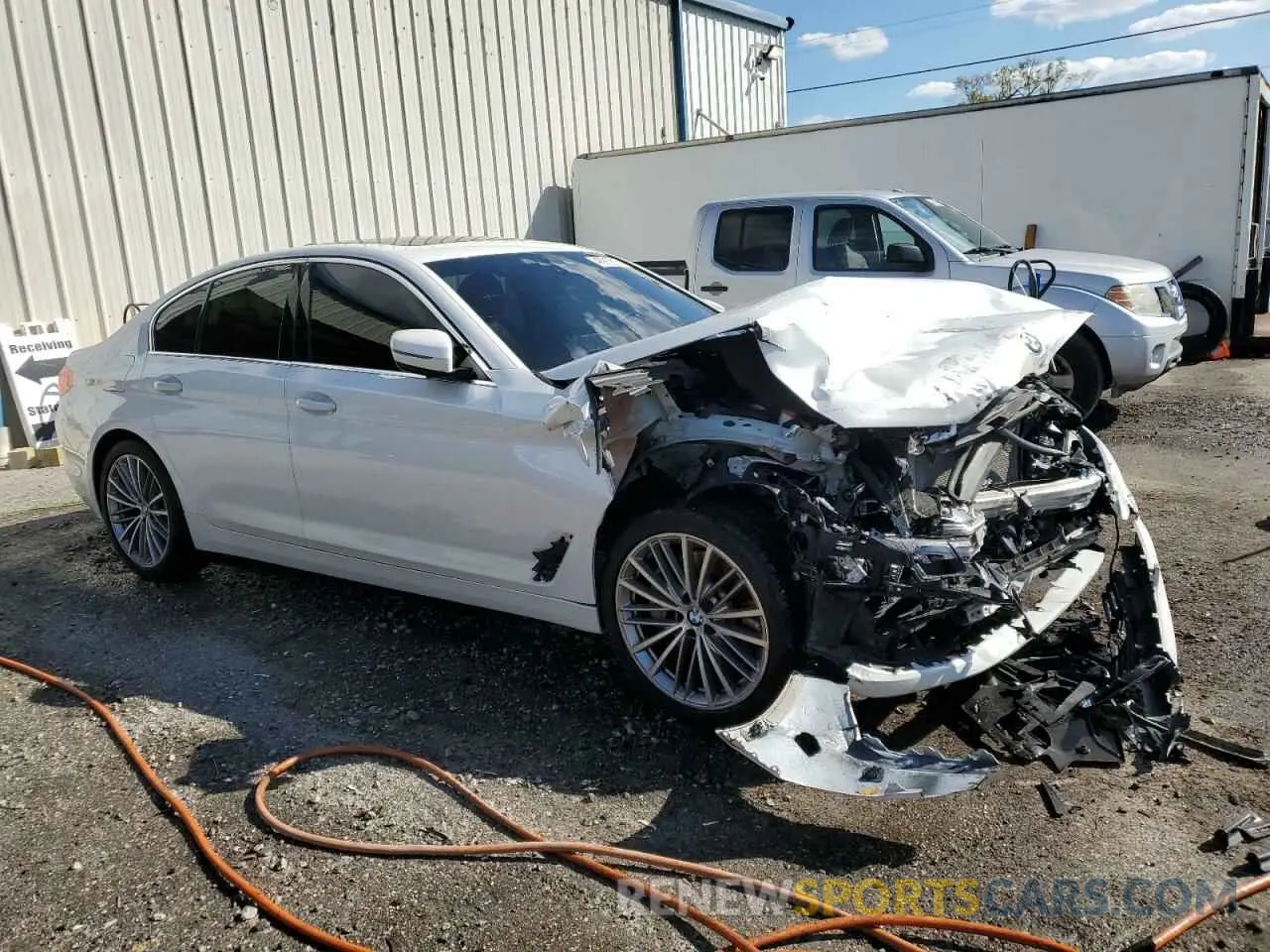 4 Photograph of a damaged car WBAJE5C5XKWE66044 BMW 5 SERIES 2019