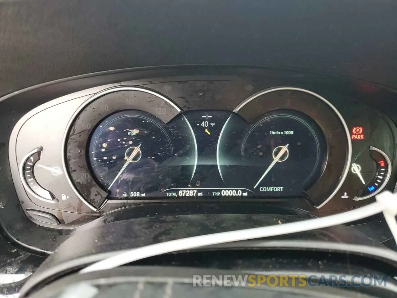 9 Photograph of a damaged car WBAJE5C5XKWE66044 BMW 5 SERIES 2019