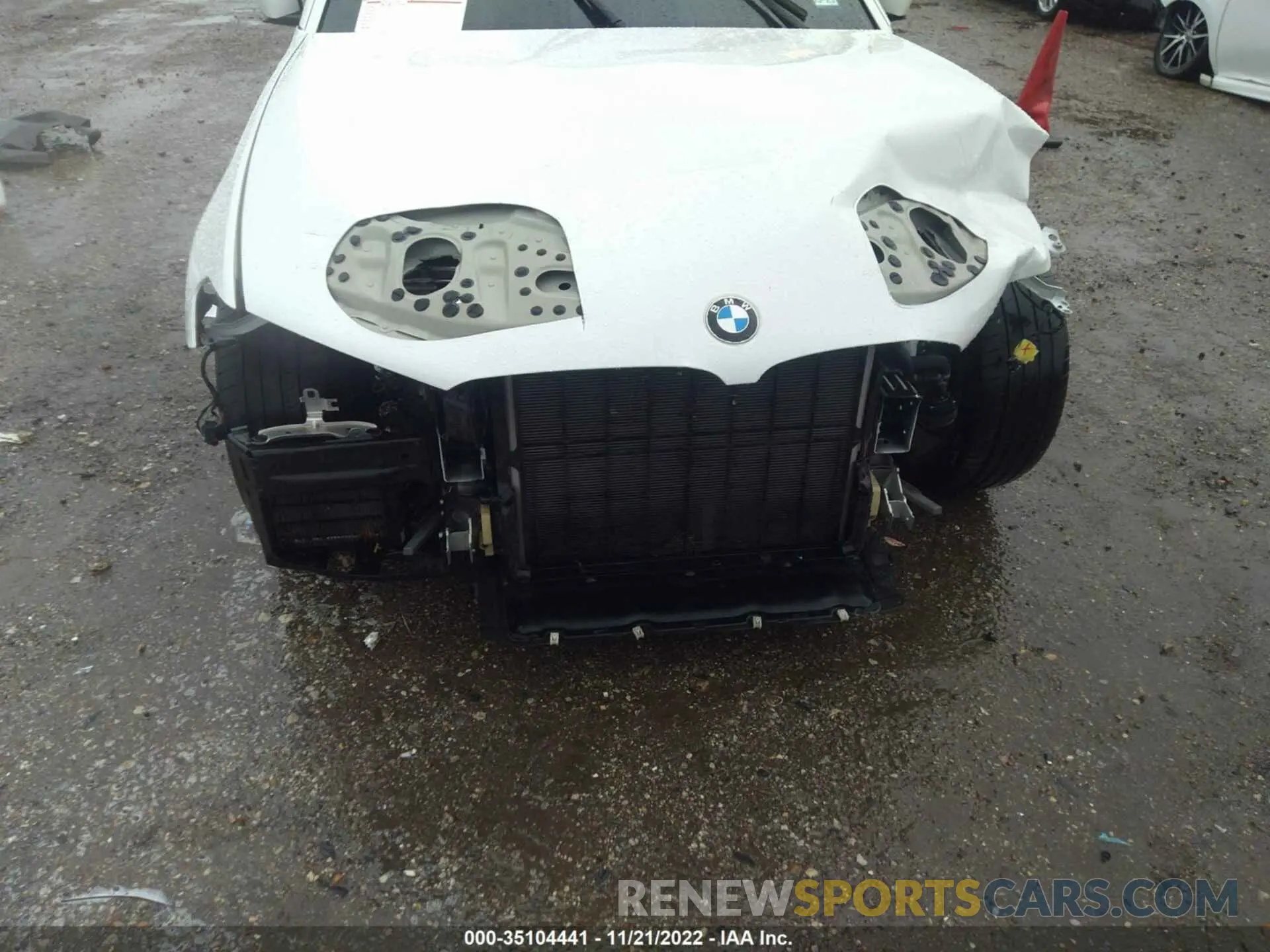 6 Photograph of a damaged car WBAJE7C50KWW27588 BMW 5 SERIES 2019