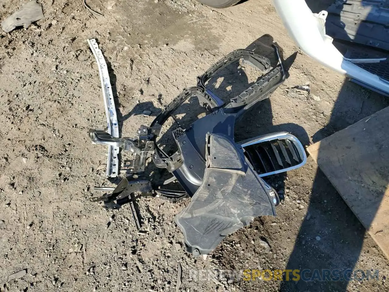 12 Photograph of a damaged car WBAJE7C50KWW40163 BMW 5 SERIES 2019