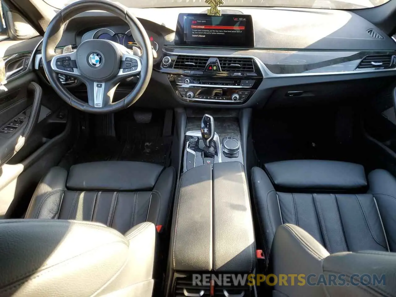 8 Photograph of a damaged car WBAJE7C50KWW40163 BMW 5 SERIES 2019