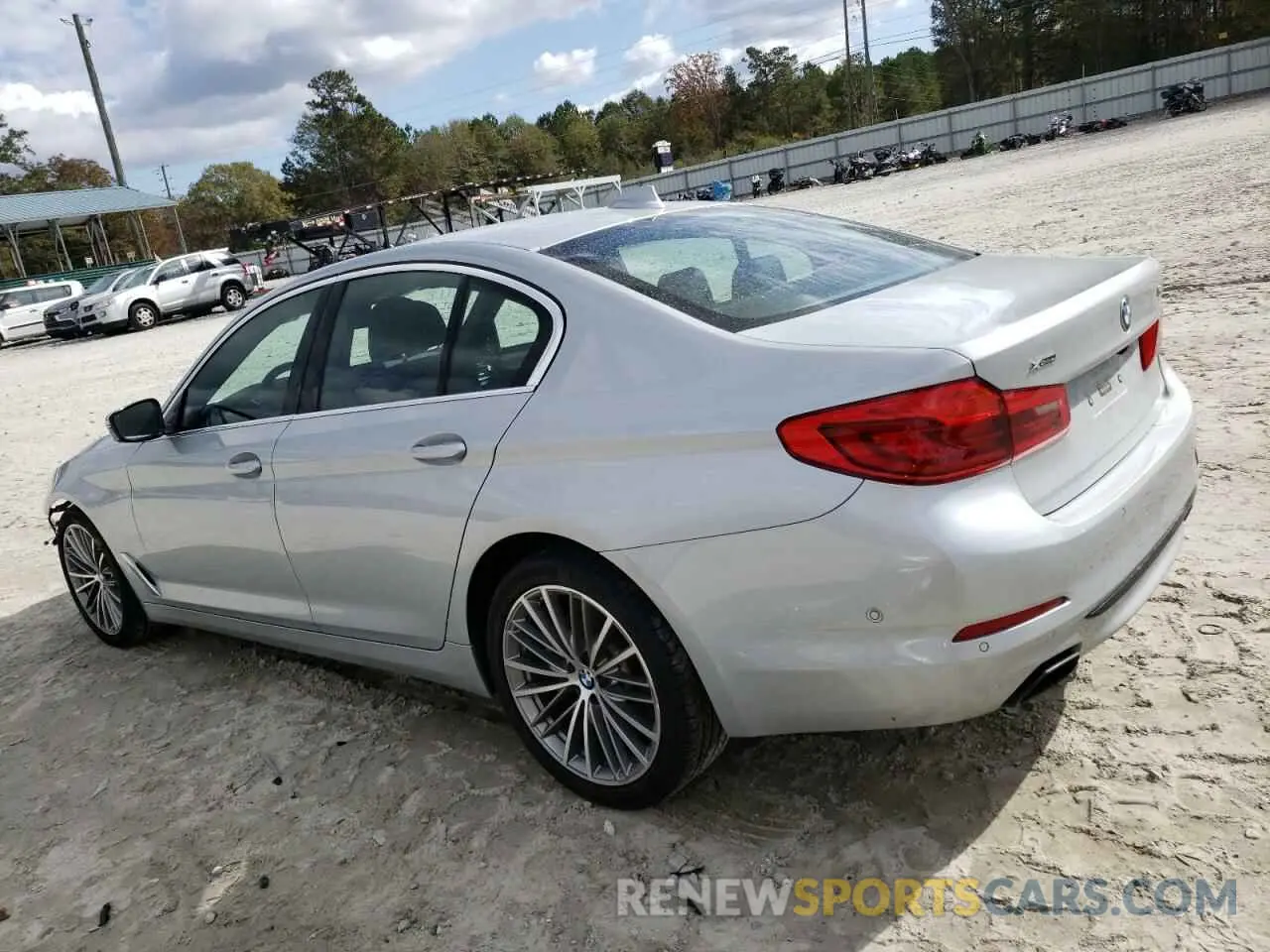3 Photograph of a damaged car WBAJE7C51KWD55782 BMW 5 SERIES 2019