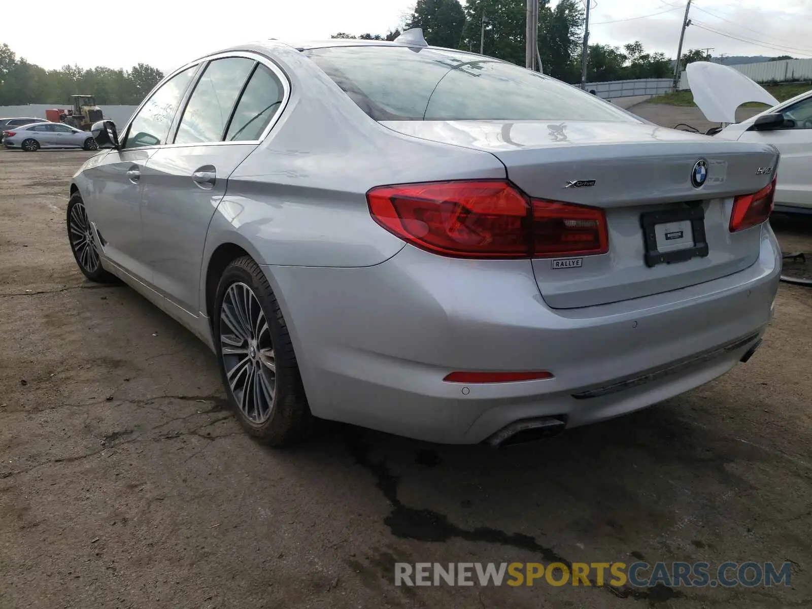 3 Photograph of a damaged car WBAJE7C52KWW30959 BMW 5 SERIES 2019