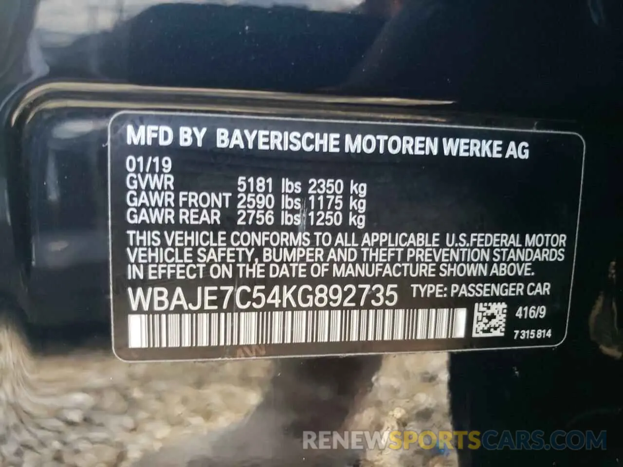 10 Photograph of a damaged car WBAJE7C54KG892735 BMW 5 SERIES 2019