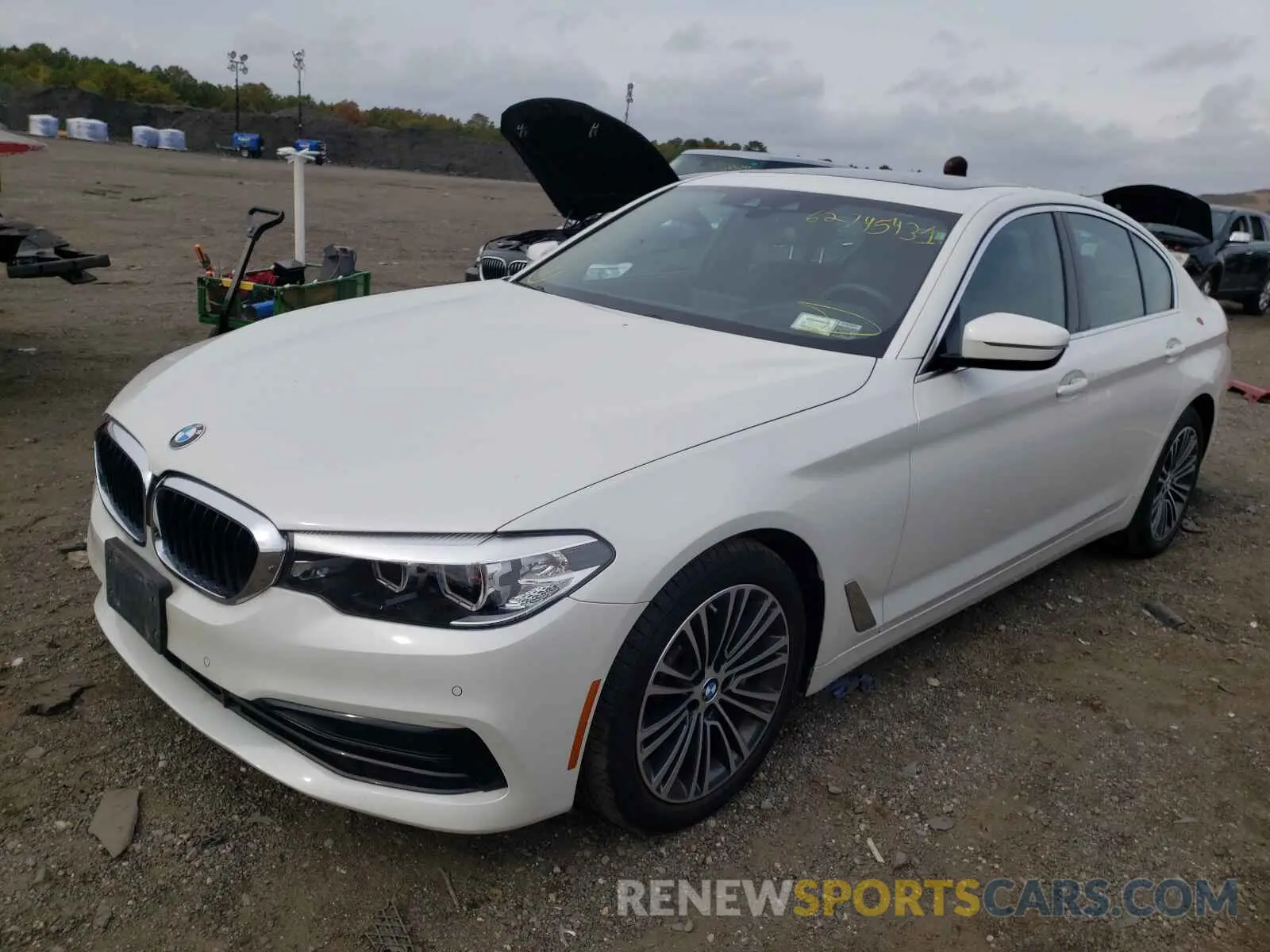 2 Photograph of a damaged car WBAJE7C54KWW30378 BMW 5 SERIES 2019