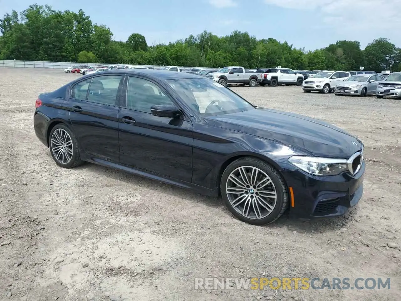 4 Photograph of a damaged car WBAJE7C55KWD55834 BMW 5 SERIES 2019