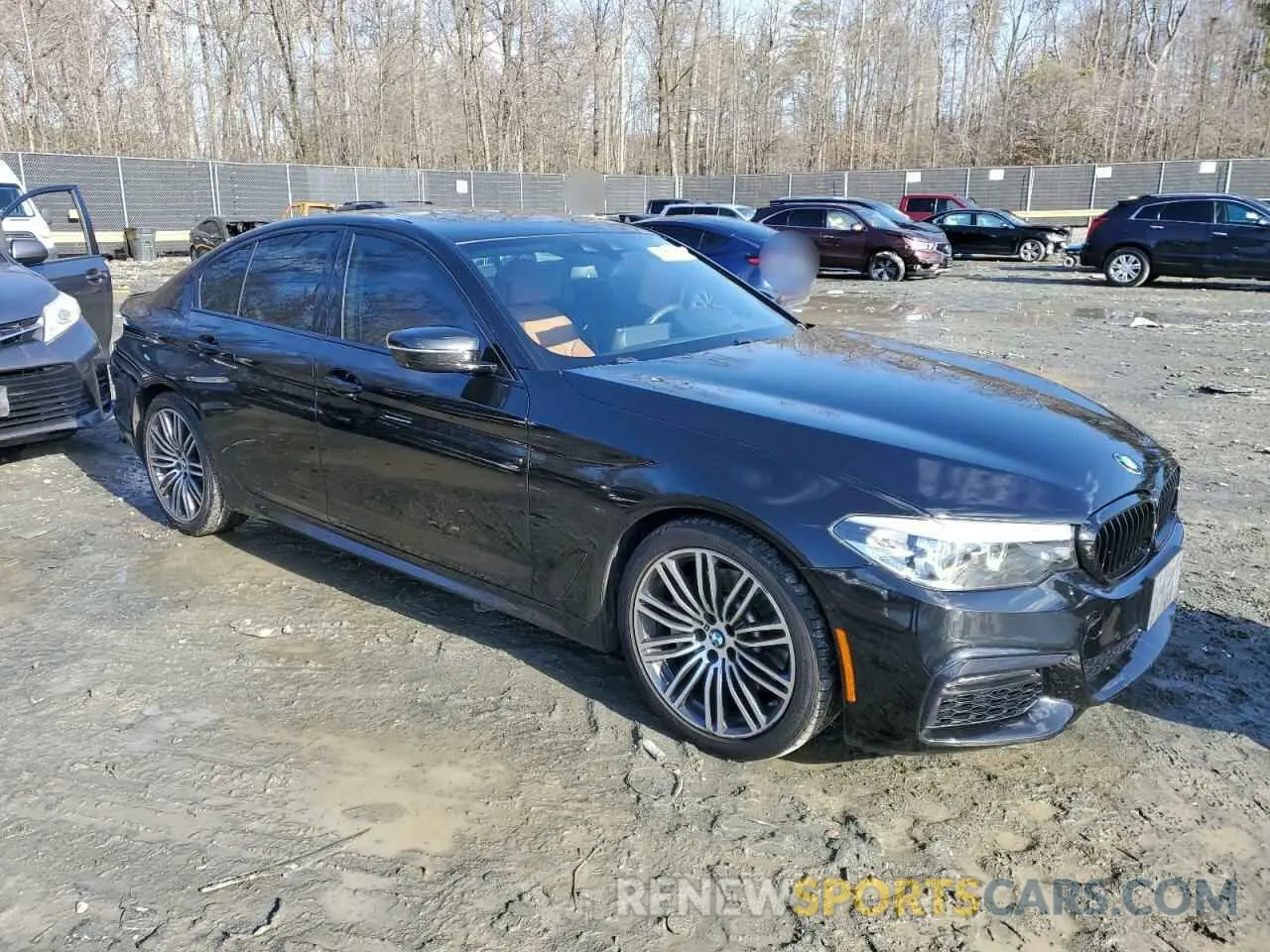 4 Фотография поврежденного автомобиля WBAJE7C56KWW29944 BMW 5 SERIES 2019