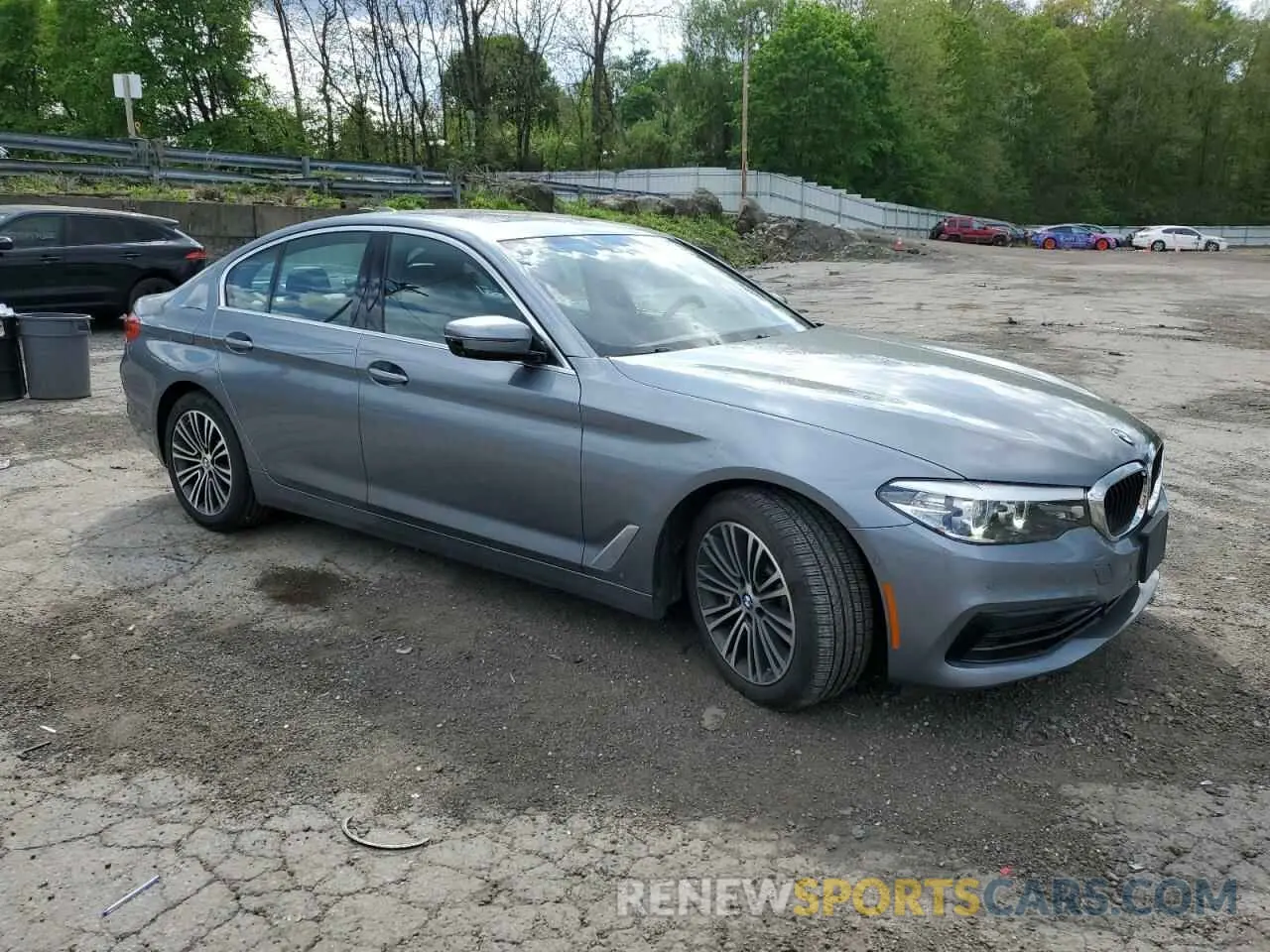 4 Photograph of a damaged car WBAJE7C59KWW31848 BMW 5 SERIES 2019