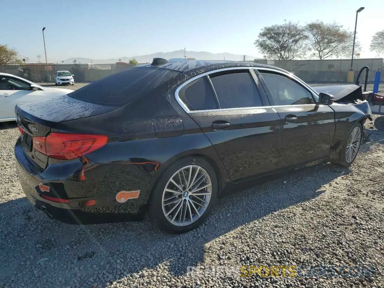 3 Фотография поврежденного автомобиля WBAJA9C05LCD74527 BMW 5 SERIES 2020