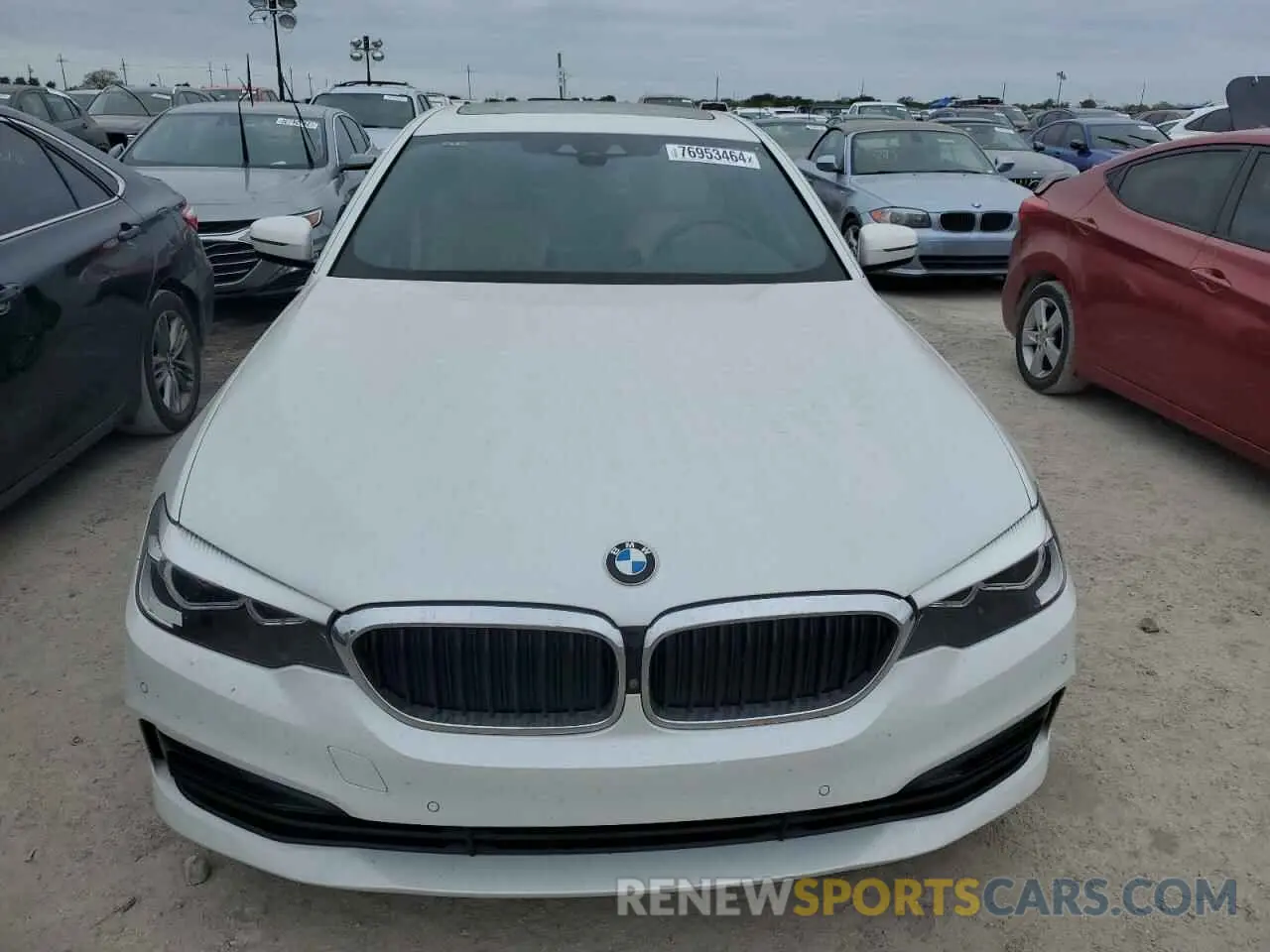 5 Фотография поврежденного автомобиля WBAJR3C02LCE48105 BMW 5 SERIES 2020