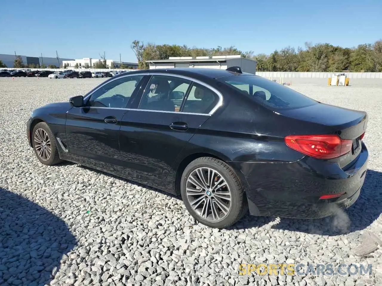 2 Фотография поврежденного автомобиля WBAJR3C04LWW64257 BMW 5 SERIES 2020