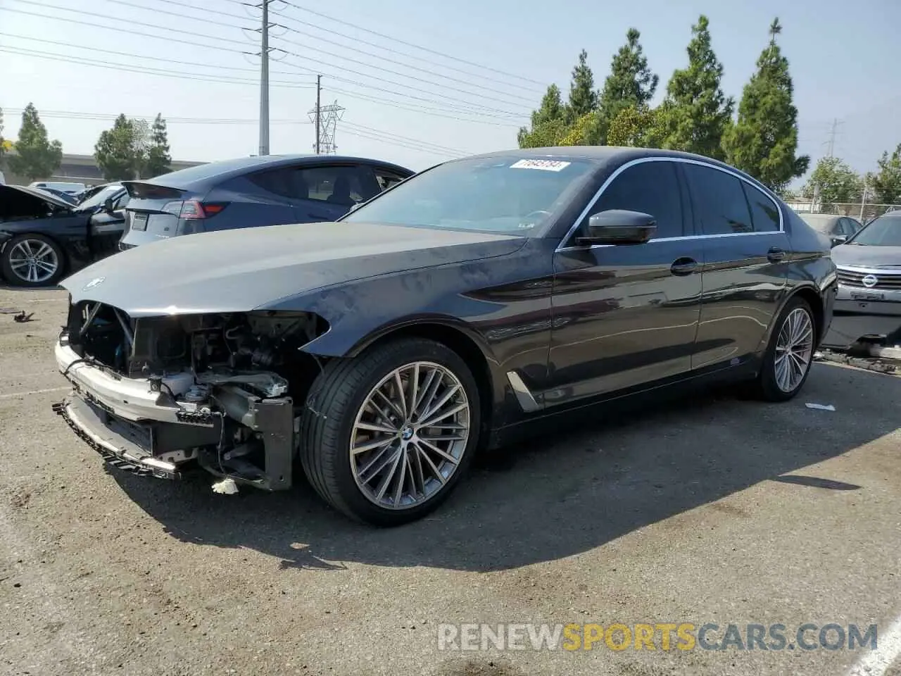 1 Фотография поврежденного автомобиля WBAJR3C04LWW81818 BMW 5 SERIES 2020