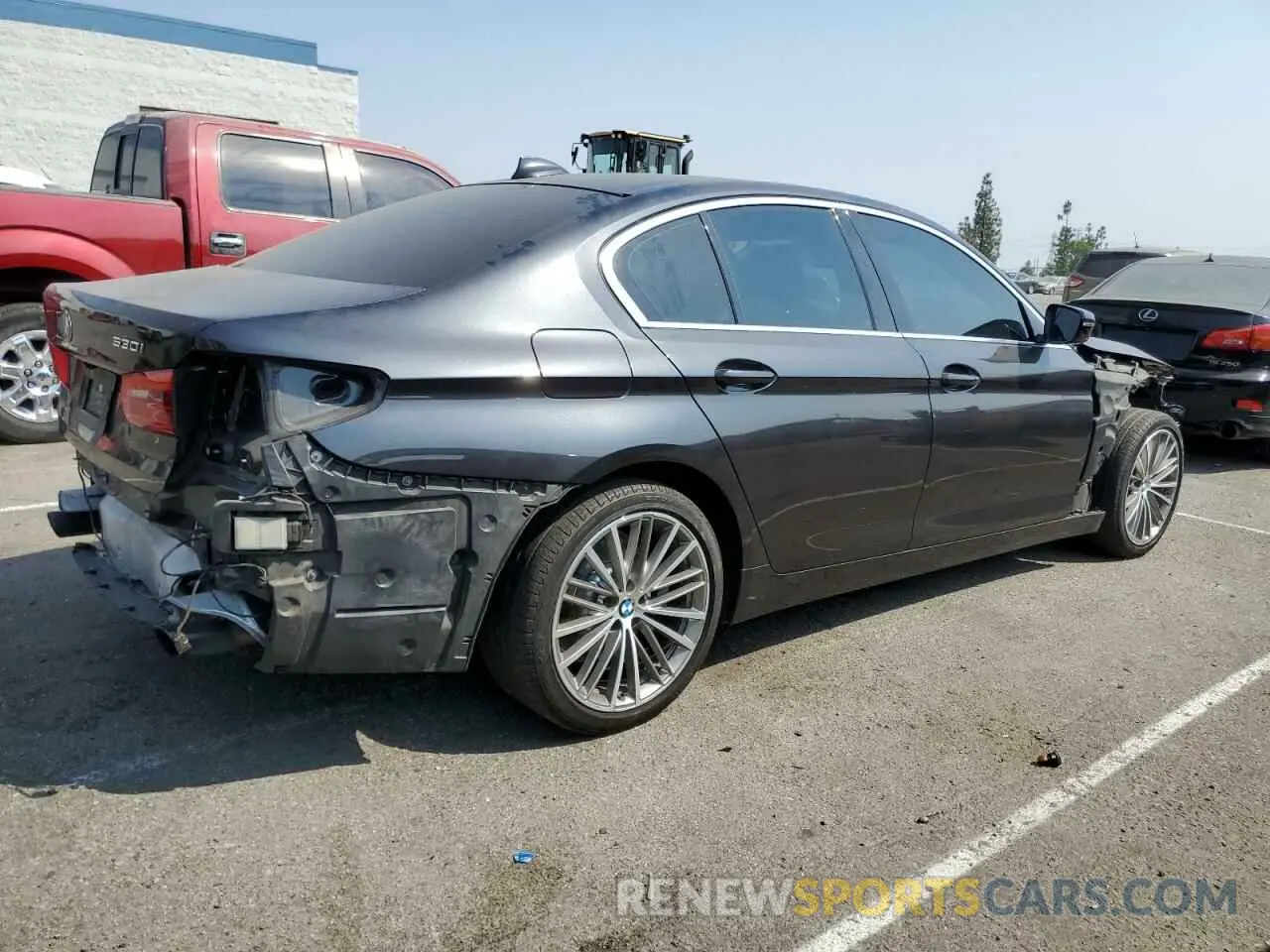 3 Фотография поврежденного автомобиля WBAJR3C04LWW81818 BMW 5 SERIES 2020