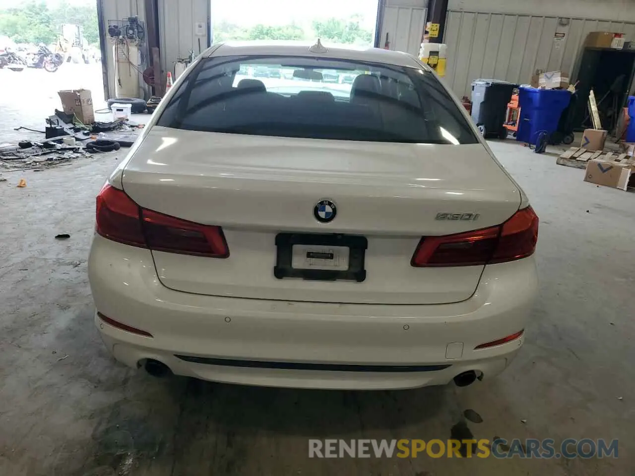 6 Фотография поврежденного автомобиля WBAJR3C05LWW69628 BMW 5 SERIES 2020