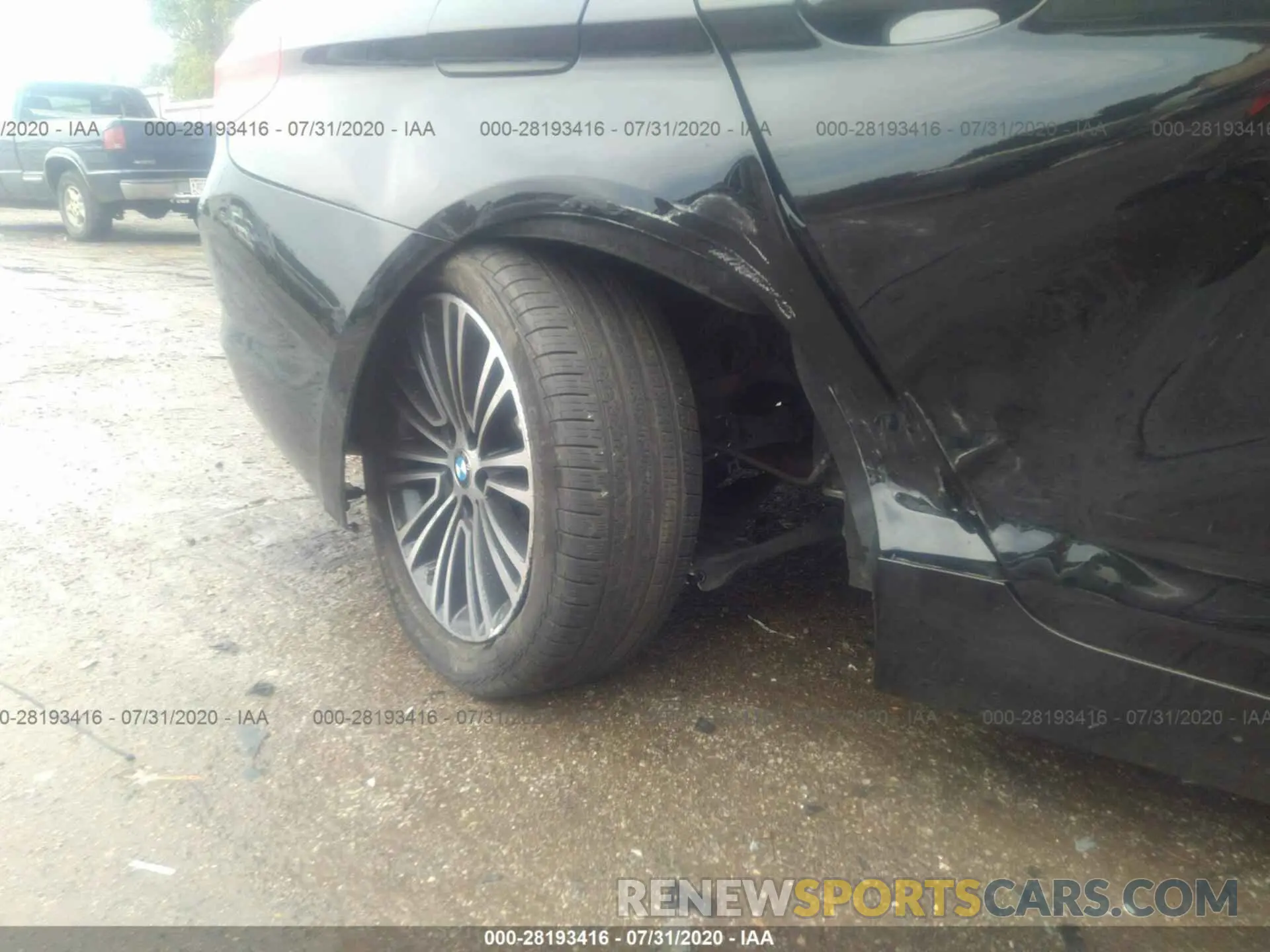 6 Photograph of a damaged car WBAJR3C08LWW63726 BMW 5 SERIES 2020