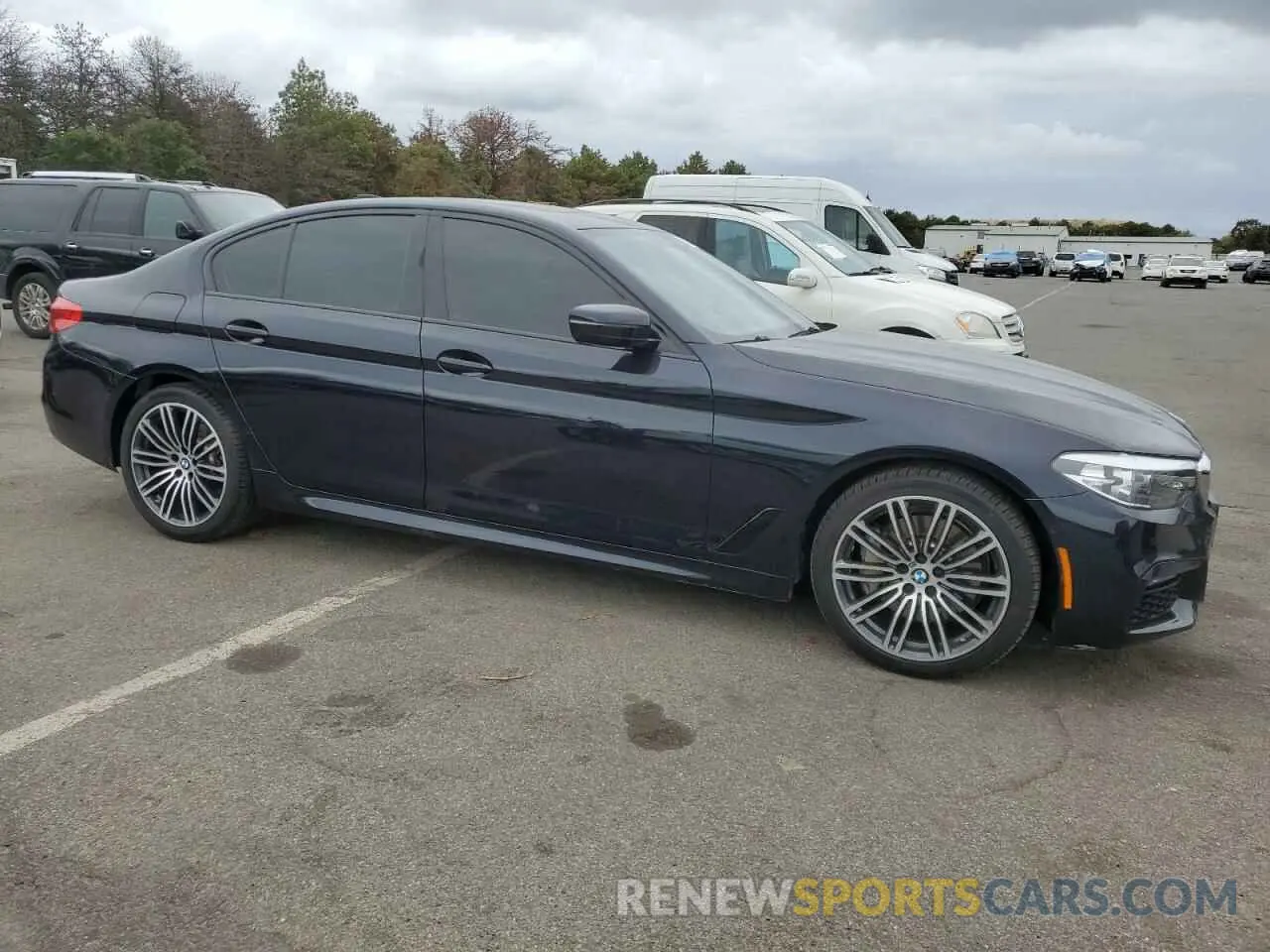 4 Photograph of a damaged car WBAJR7C00LWW77496 BMW 5 SERIES 2020
