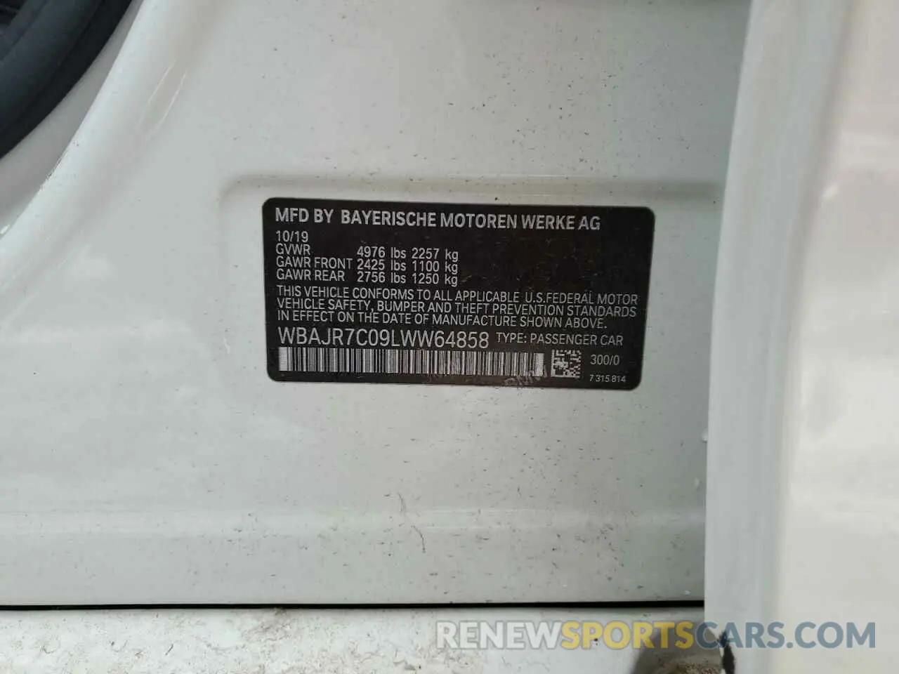 12 Фотография поврежденного автомобиля WBAJR7C09LWW64858 BMW 5 SERIES 2020