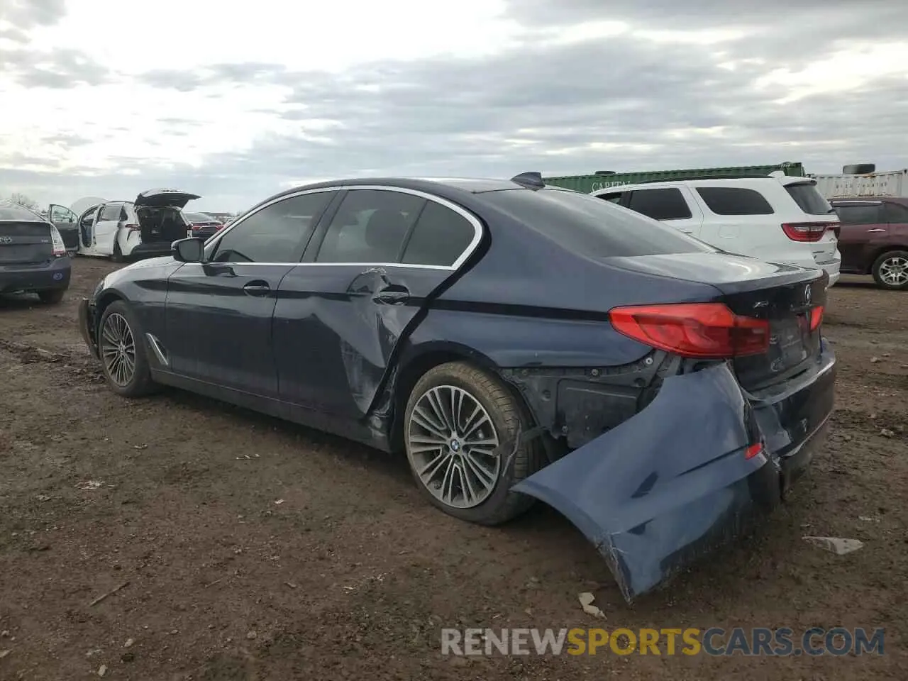 2 Фотография поврежденного автомобиля WBAJR7C0XLCE48697 BMW 5 SERIES 2020