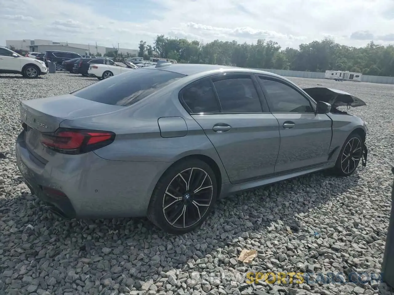 3 Photograph of a damaged car WBA13AG05MCF22098 BMW 5 SERIES 2021