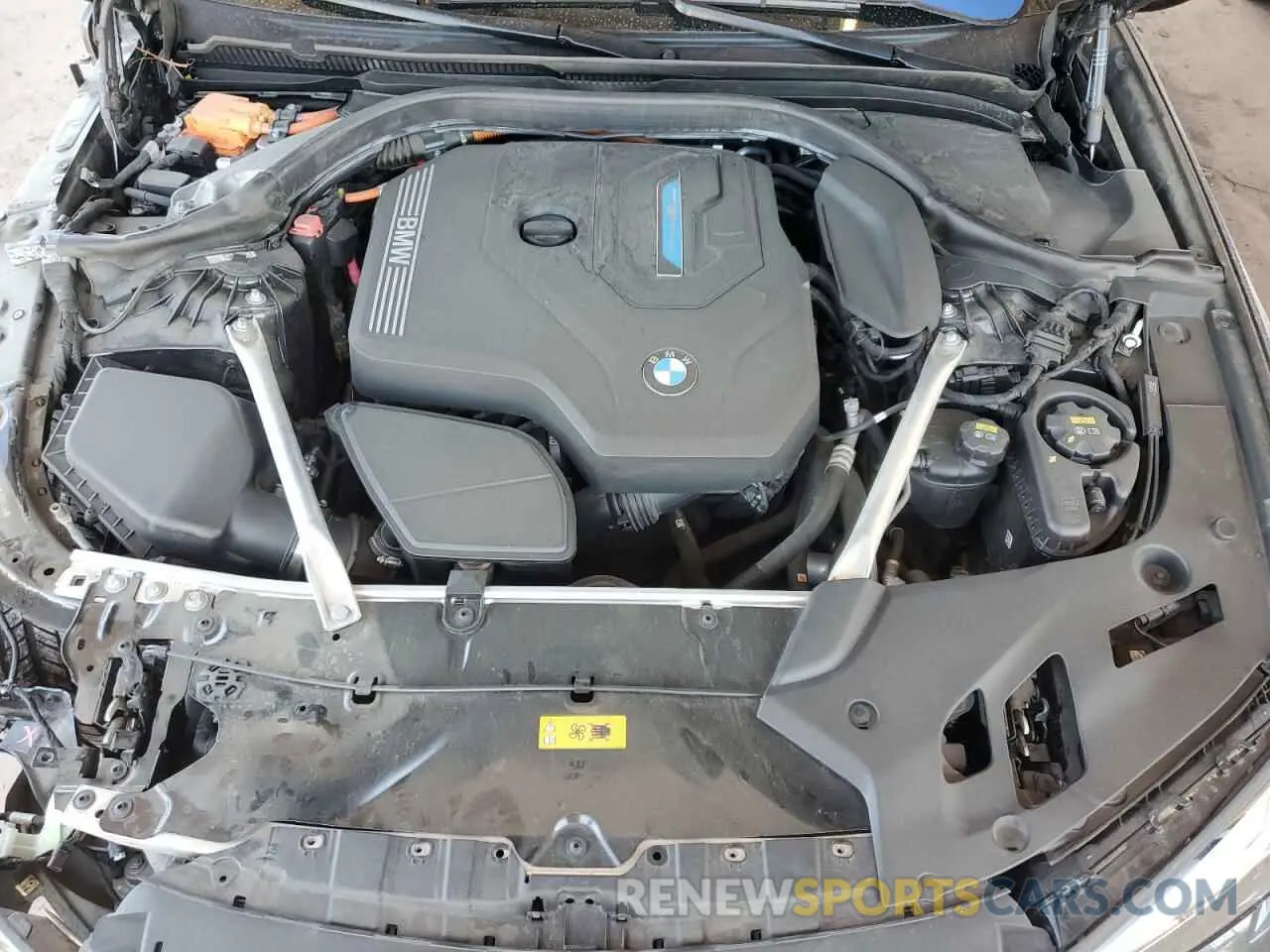 11 Фотография поврежденного автомобиля WBA13AG08MCG88745 BMW 5 SERIES 2021