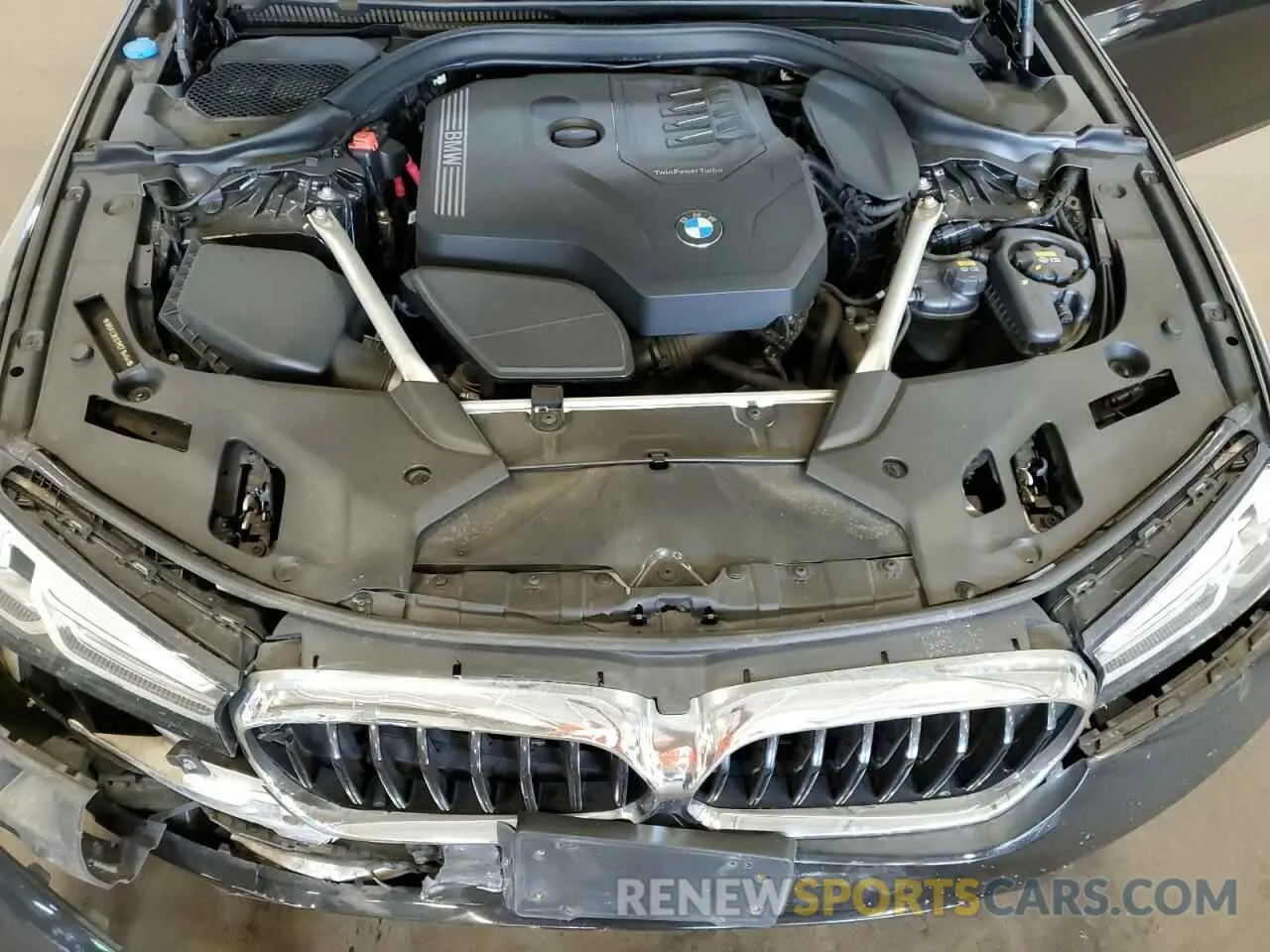 11 Photograph of a damaged car WBA13BJ01MCF15454 BMW 5 SERIES 2021