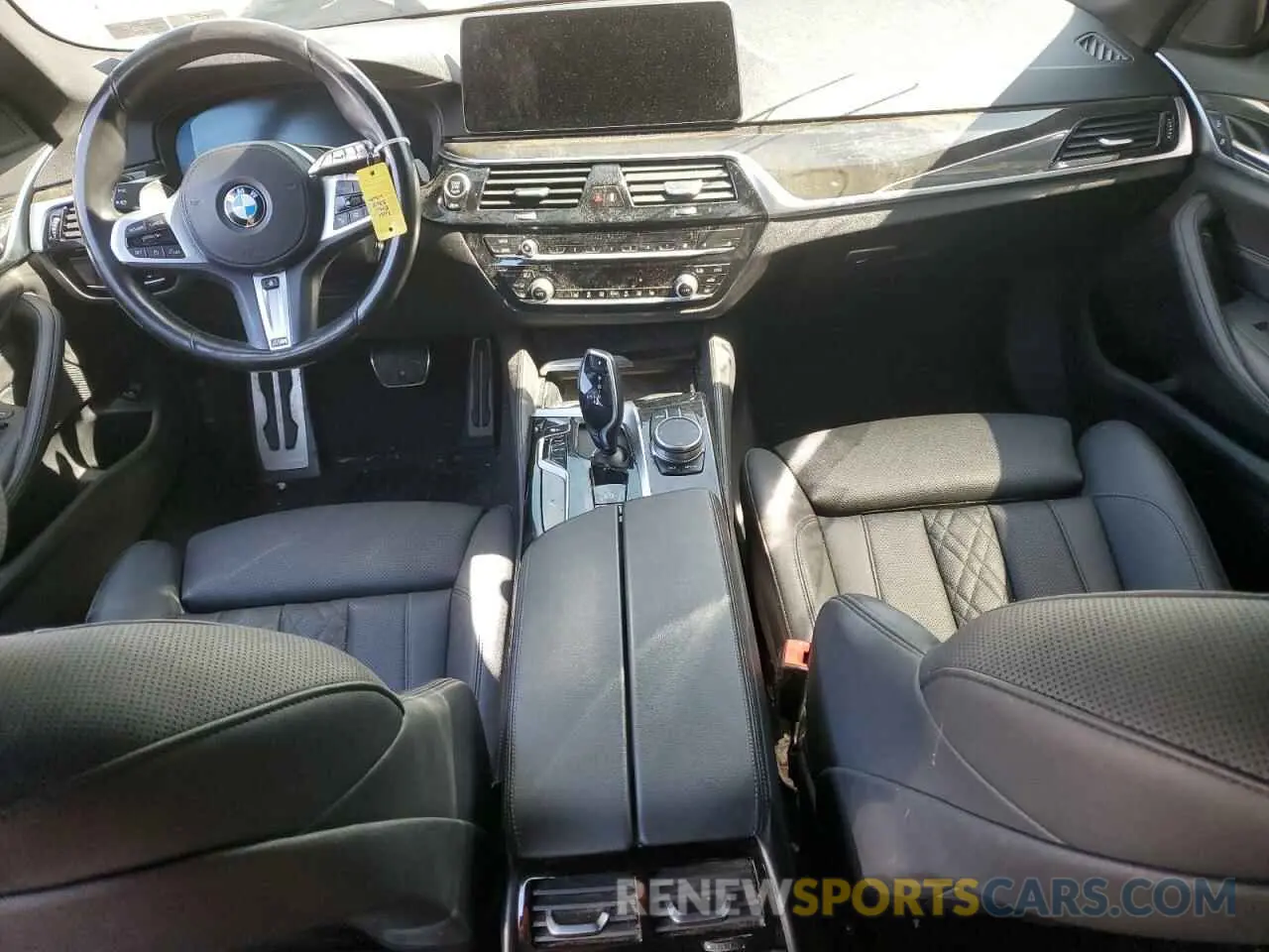 8 Photograph of a damaged car WBA13BJ02MWX13746 BMW 5 SERIES 2021