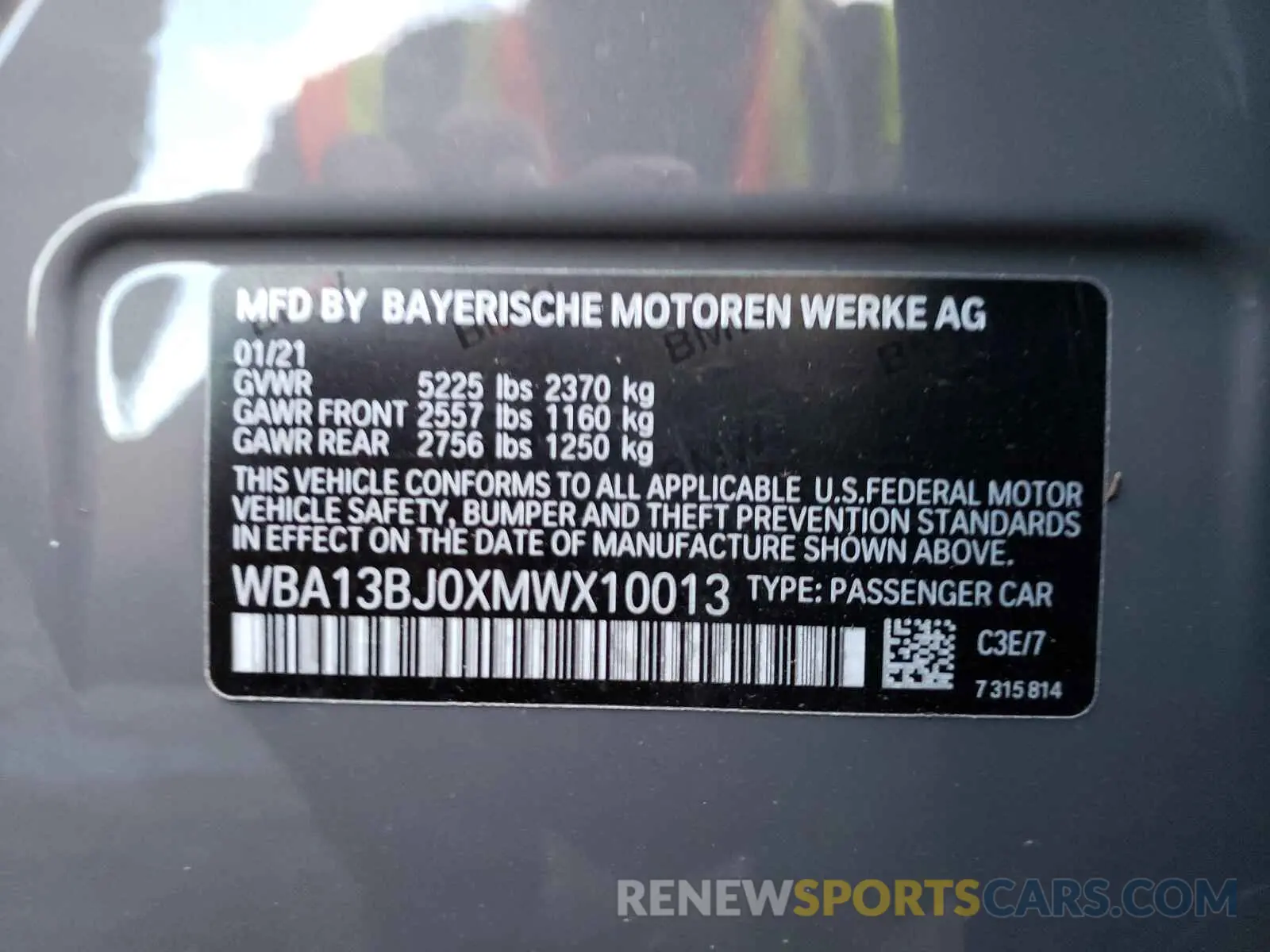 10 Фотография поврежденного автомобиля WBA13BJ0XMWX10013 BMW 5 SERIES 2021